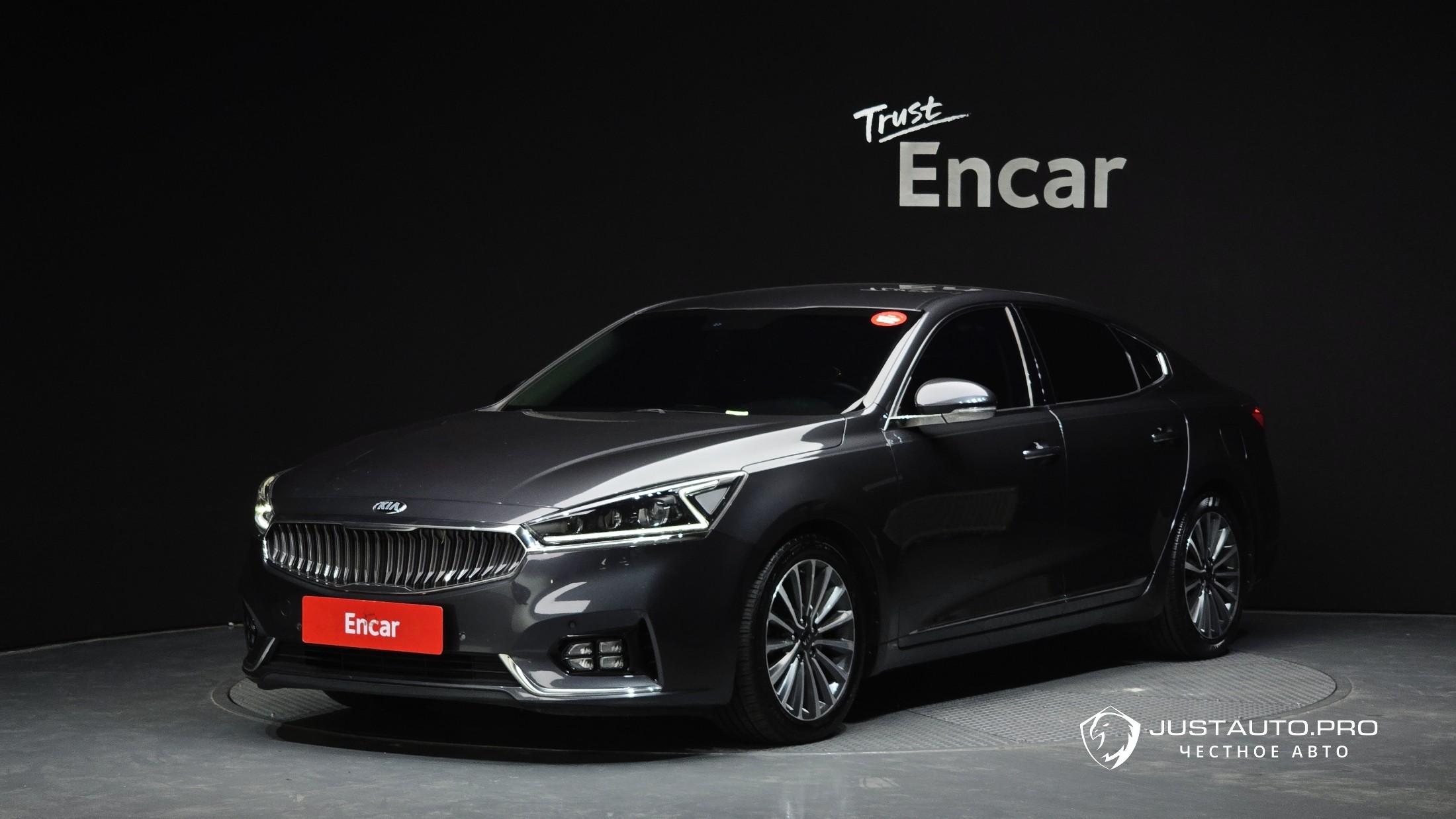 Автомобиль Kia K7