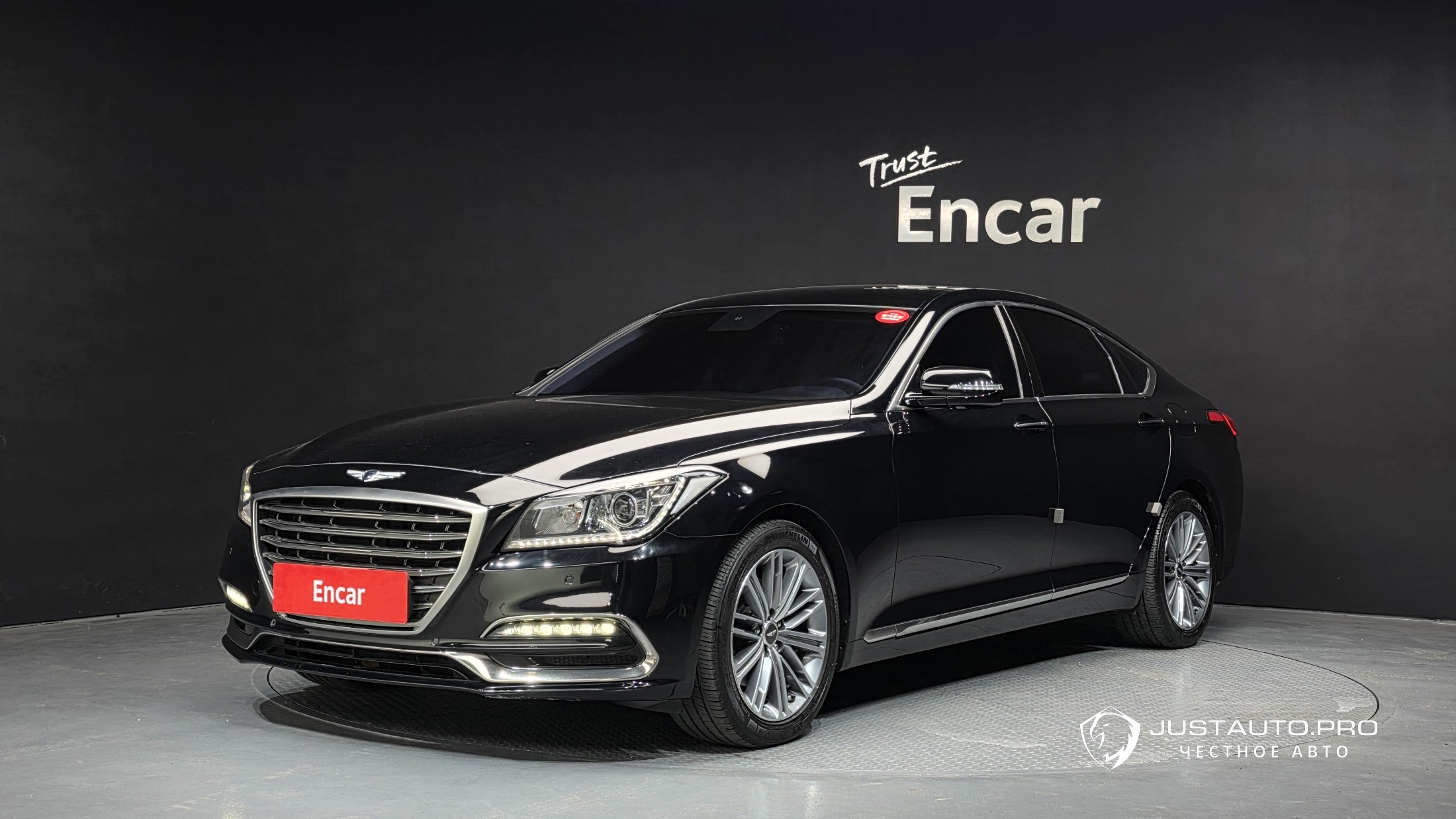 Автомобиль Genesis G80