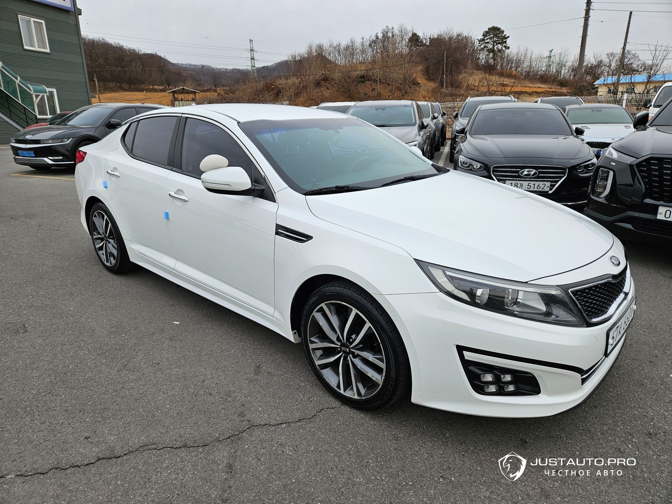 Автомобиль Kia K5