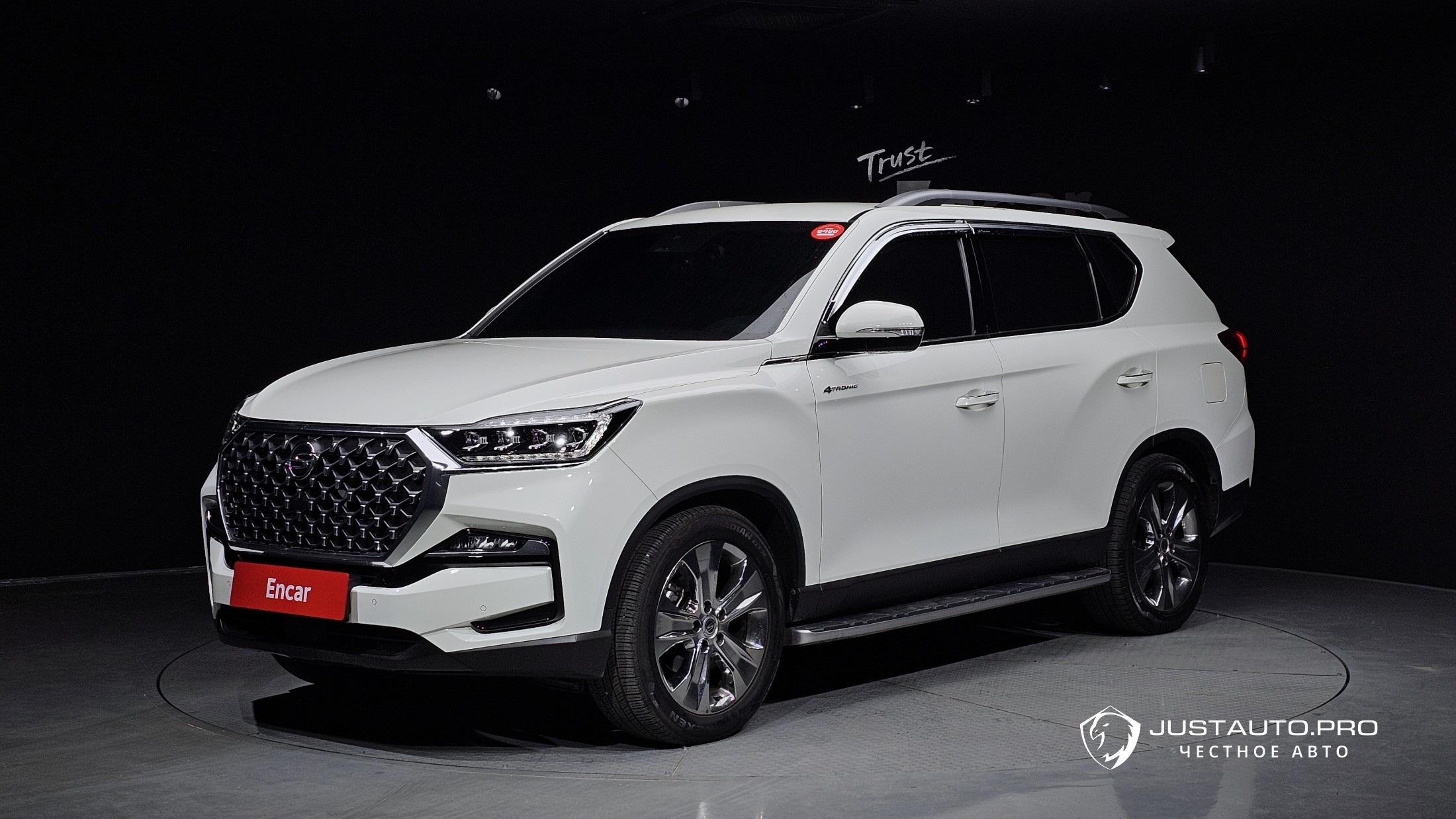 Автомобиль KG_Mobility_Ssangyong Rexton