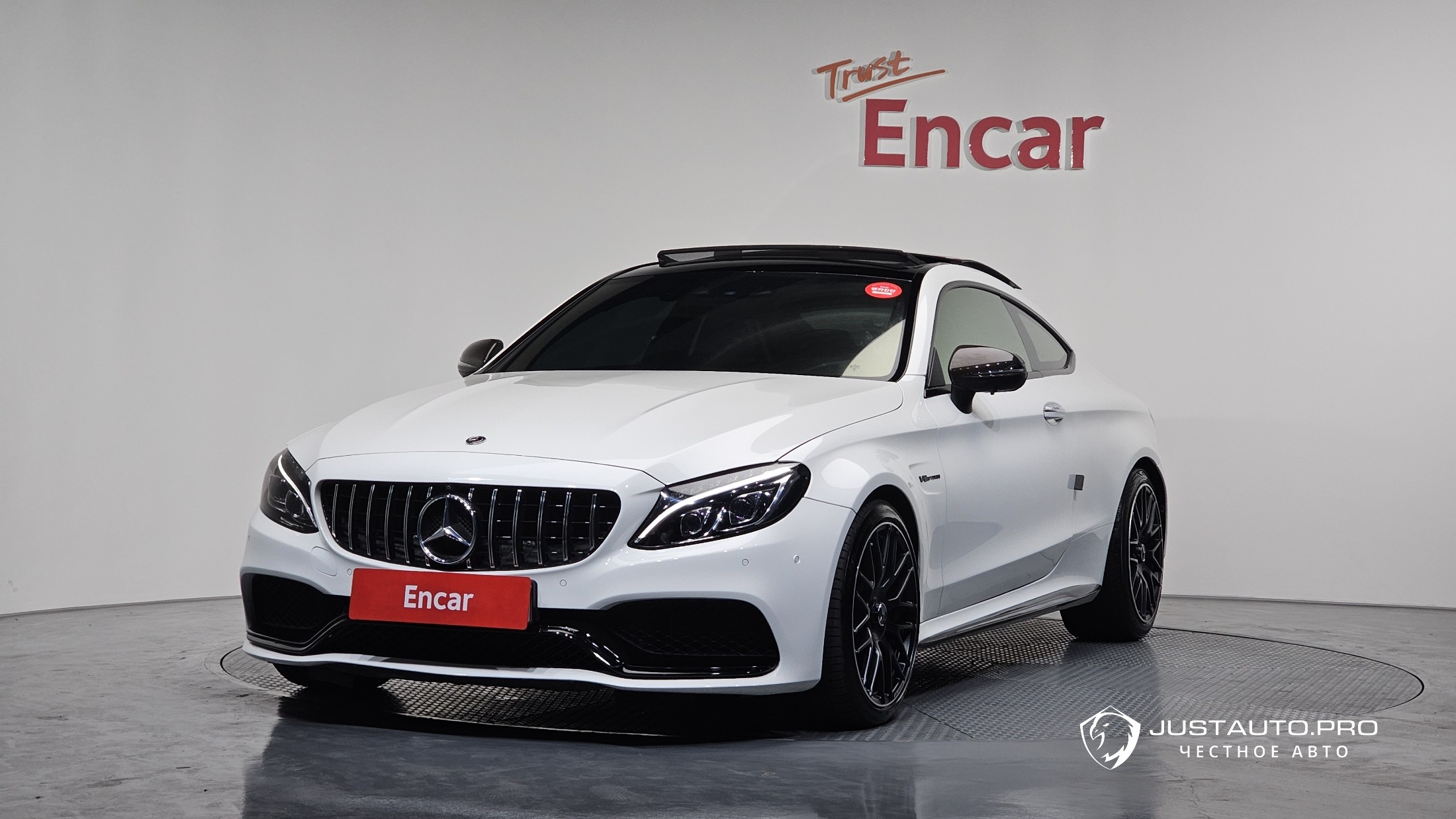Автомобиль Mercedes-Benz C-Class