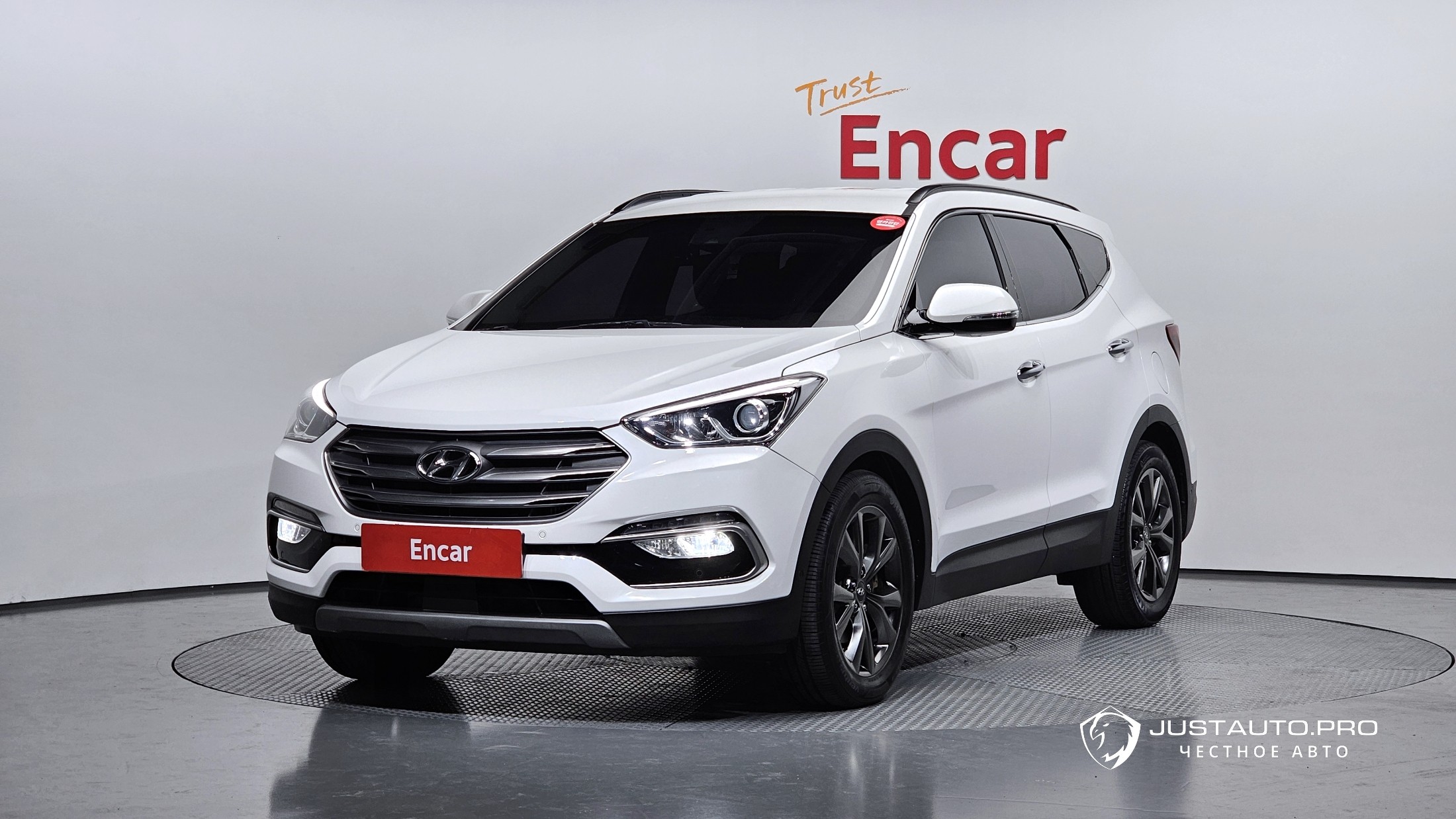 Автомобиль Hyundai Santafe