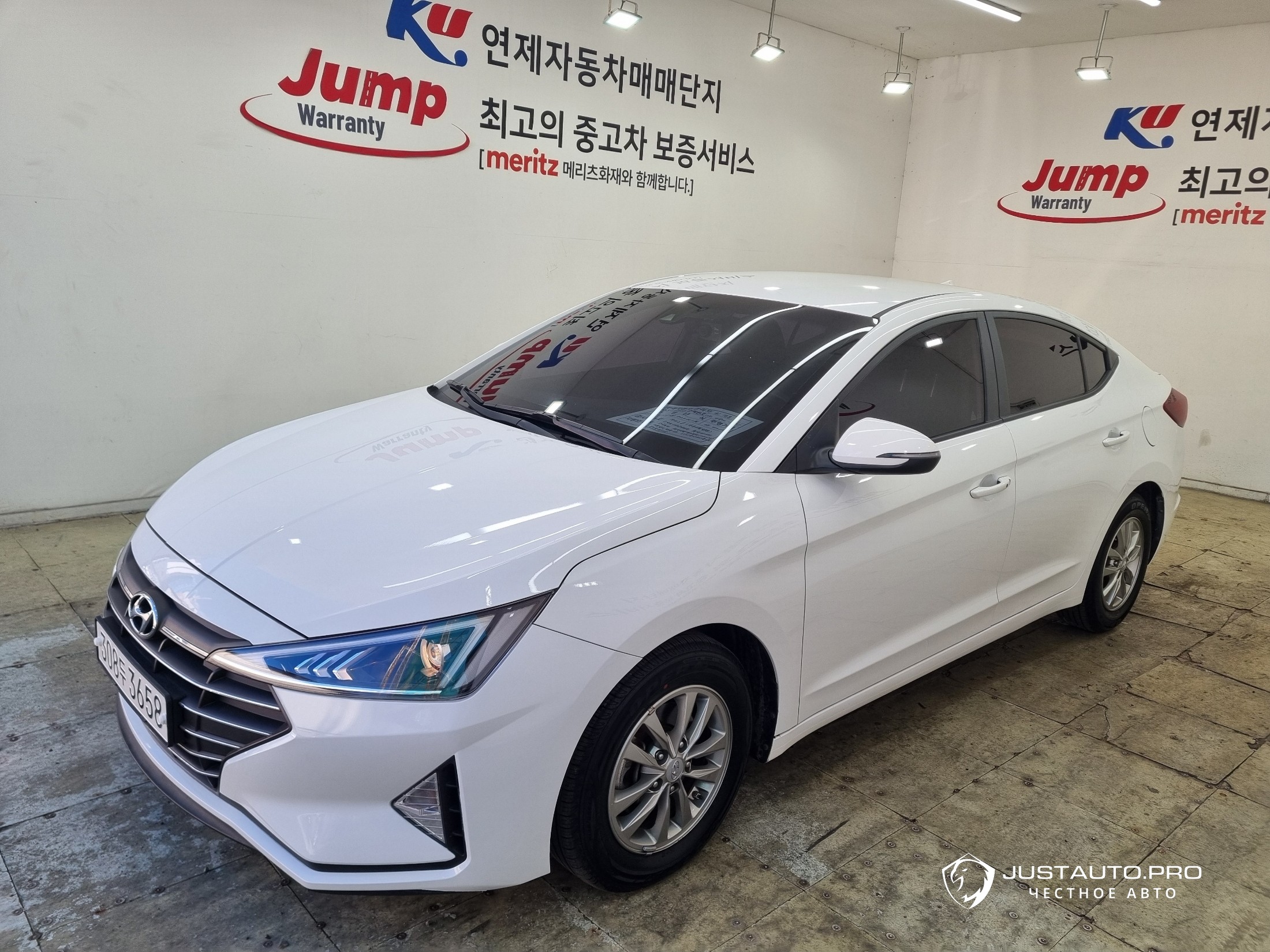 Автомобиль Hyundai AVANTE