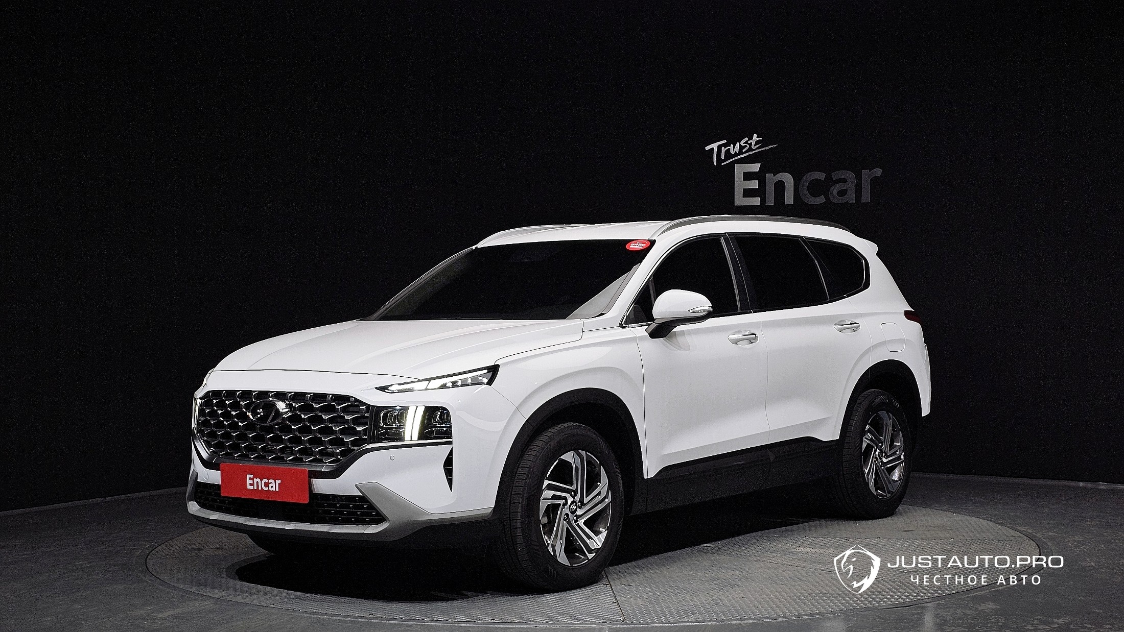 Автомобиль Hyundai Santafe