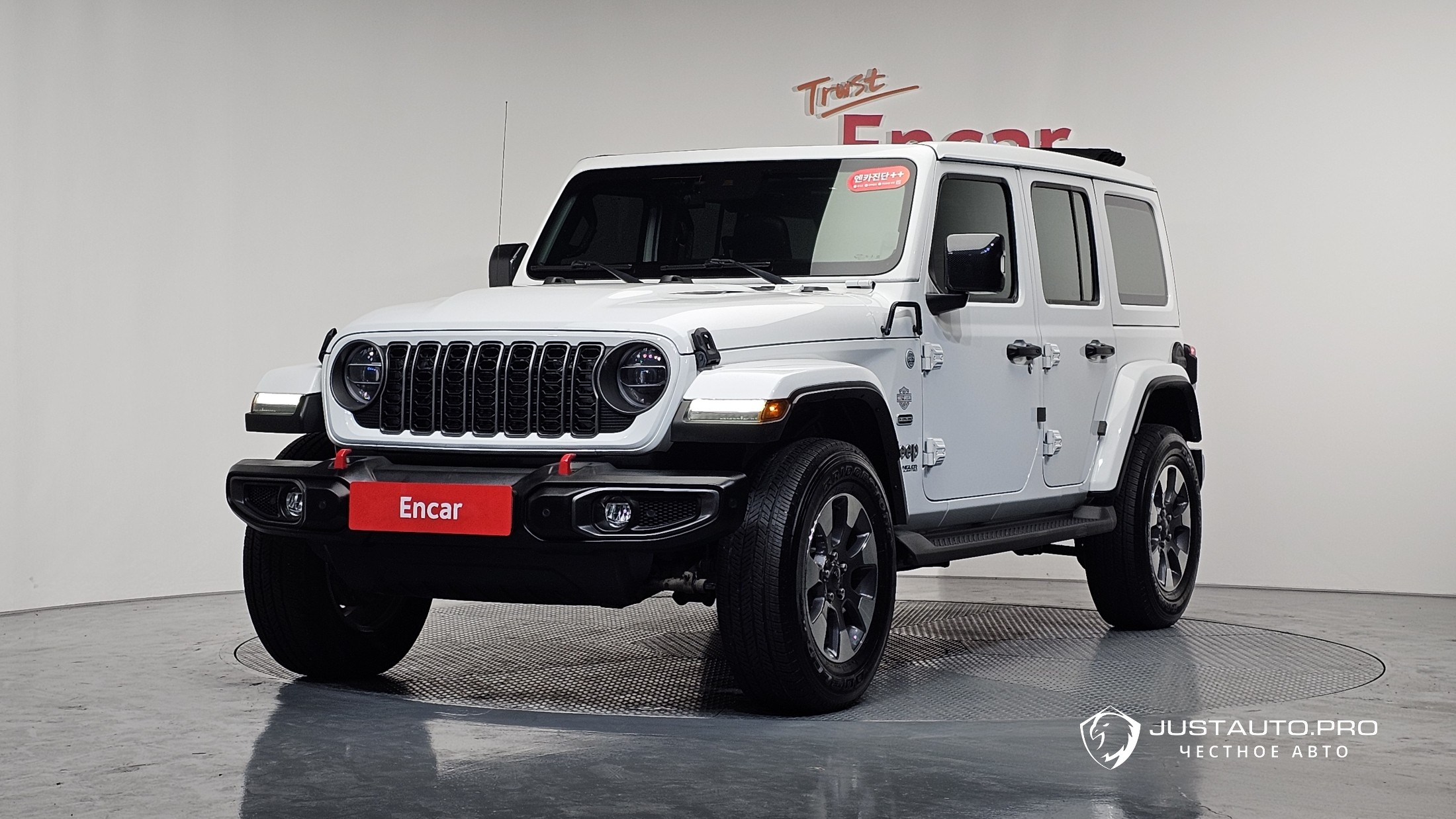 Автомобиль Jeep Wrangler