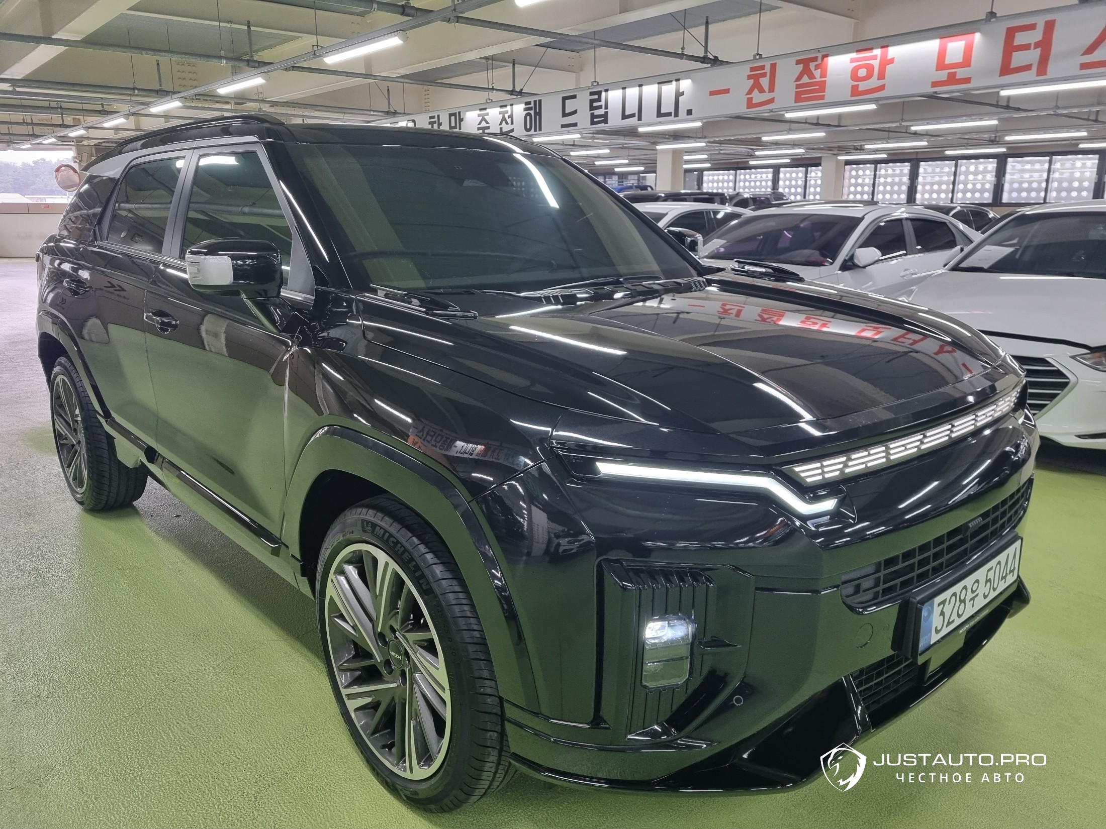 Автомобиль KG_Mobility_Ssangyong Actyon