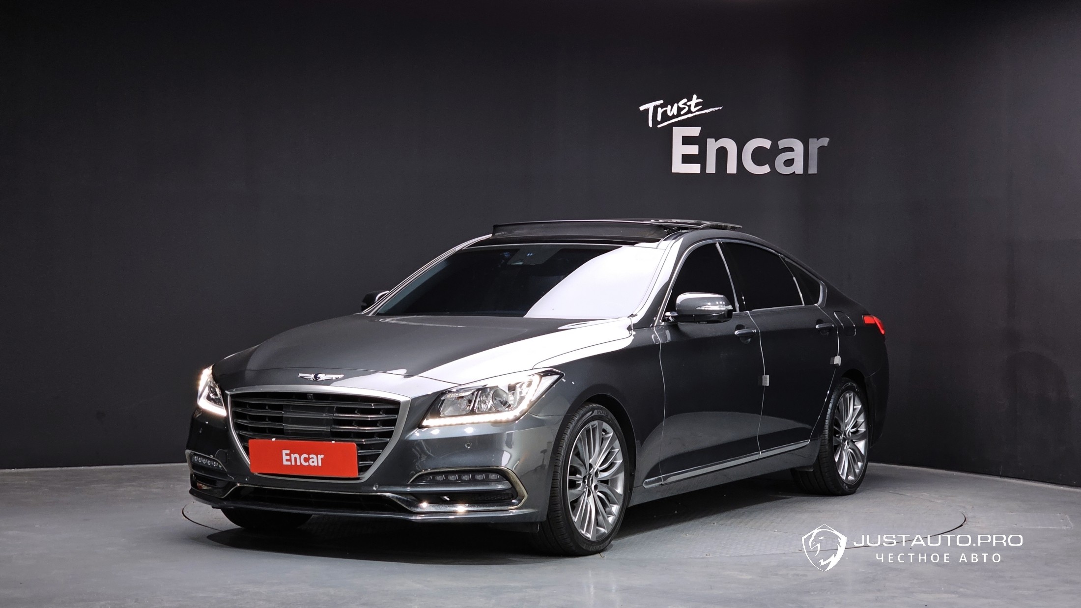 Автомобиль Genesis G80