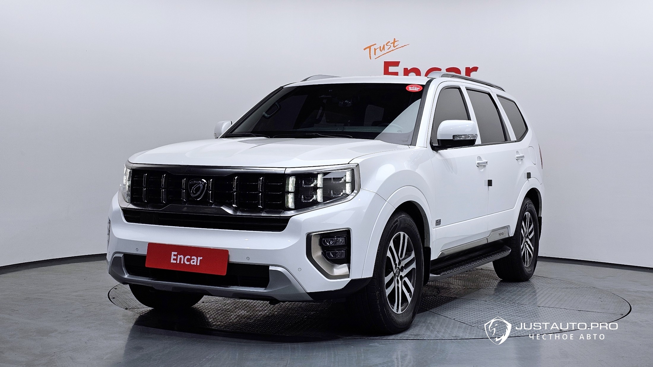 Автомобиль Kia Mohave