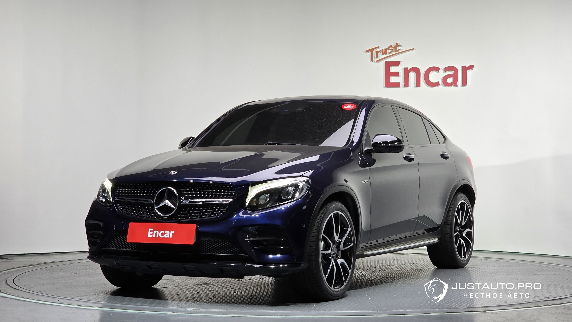 Автомобиль Mercedes-Benz GLC-Class