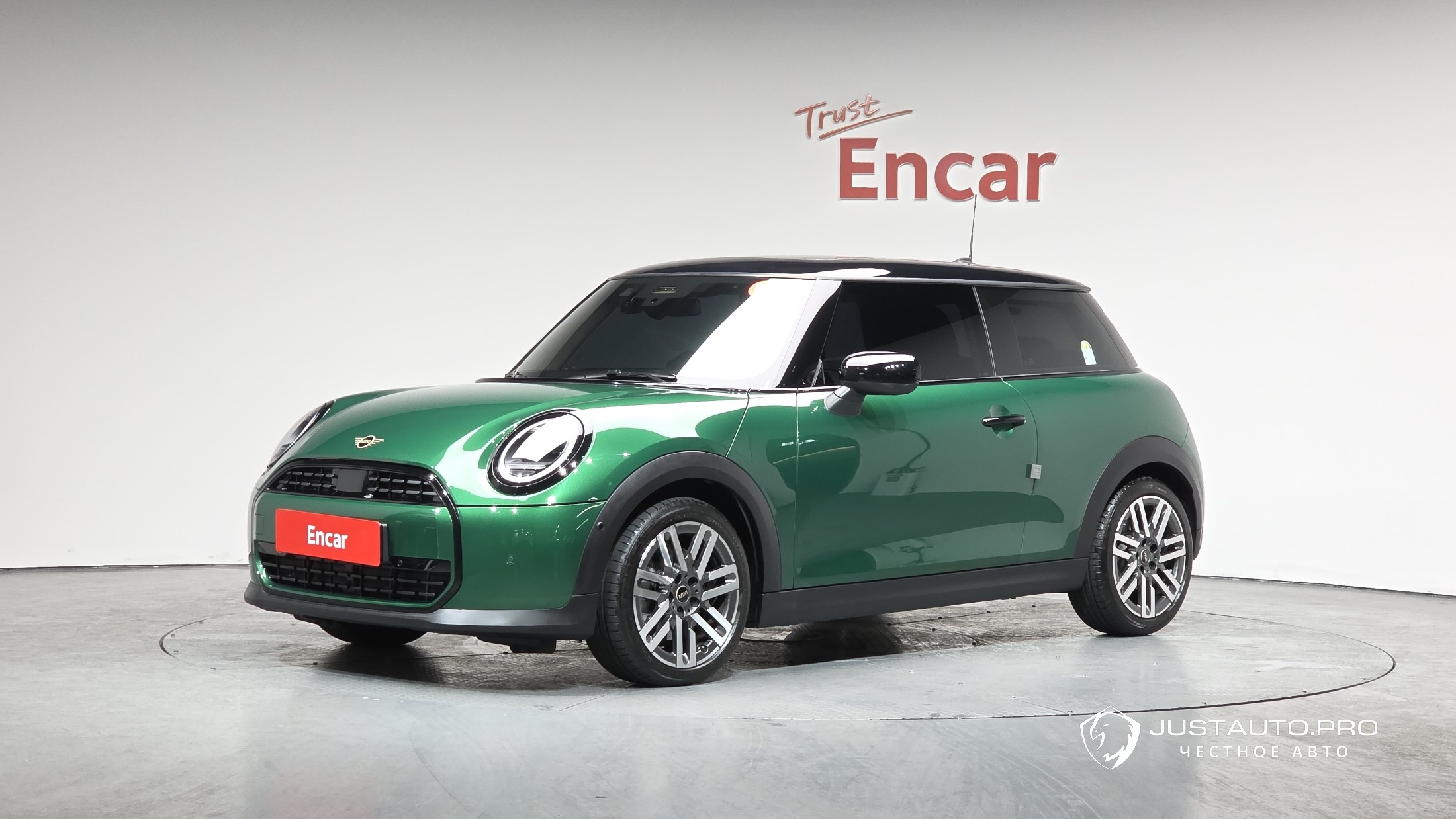 Автомобиль Mini Cooper