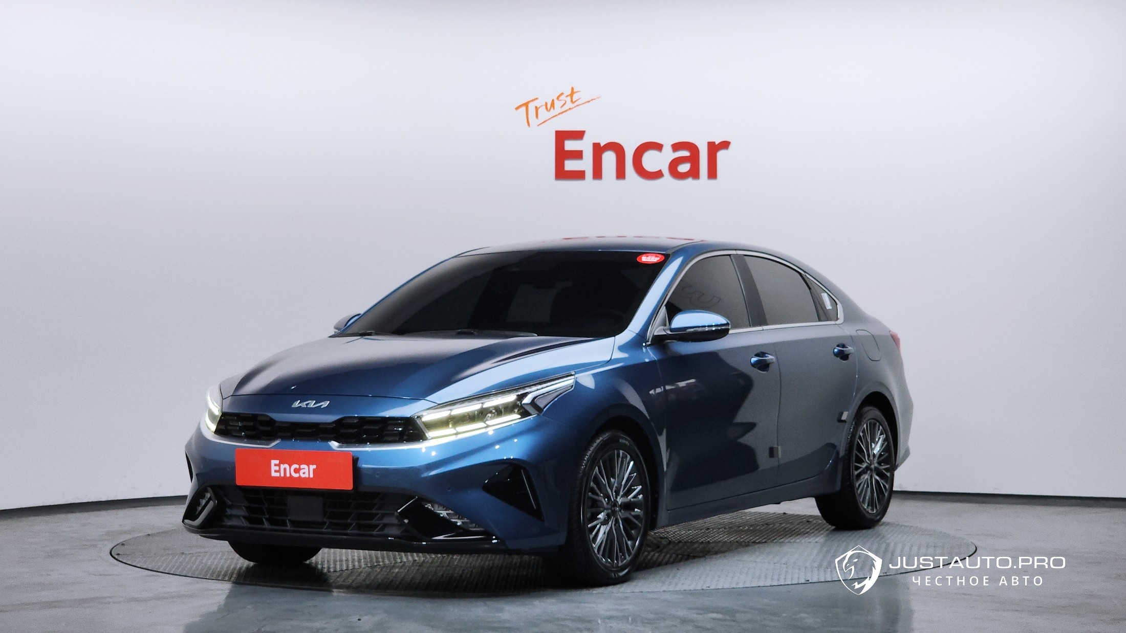 Автомобиль Kia K3