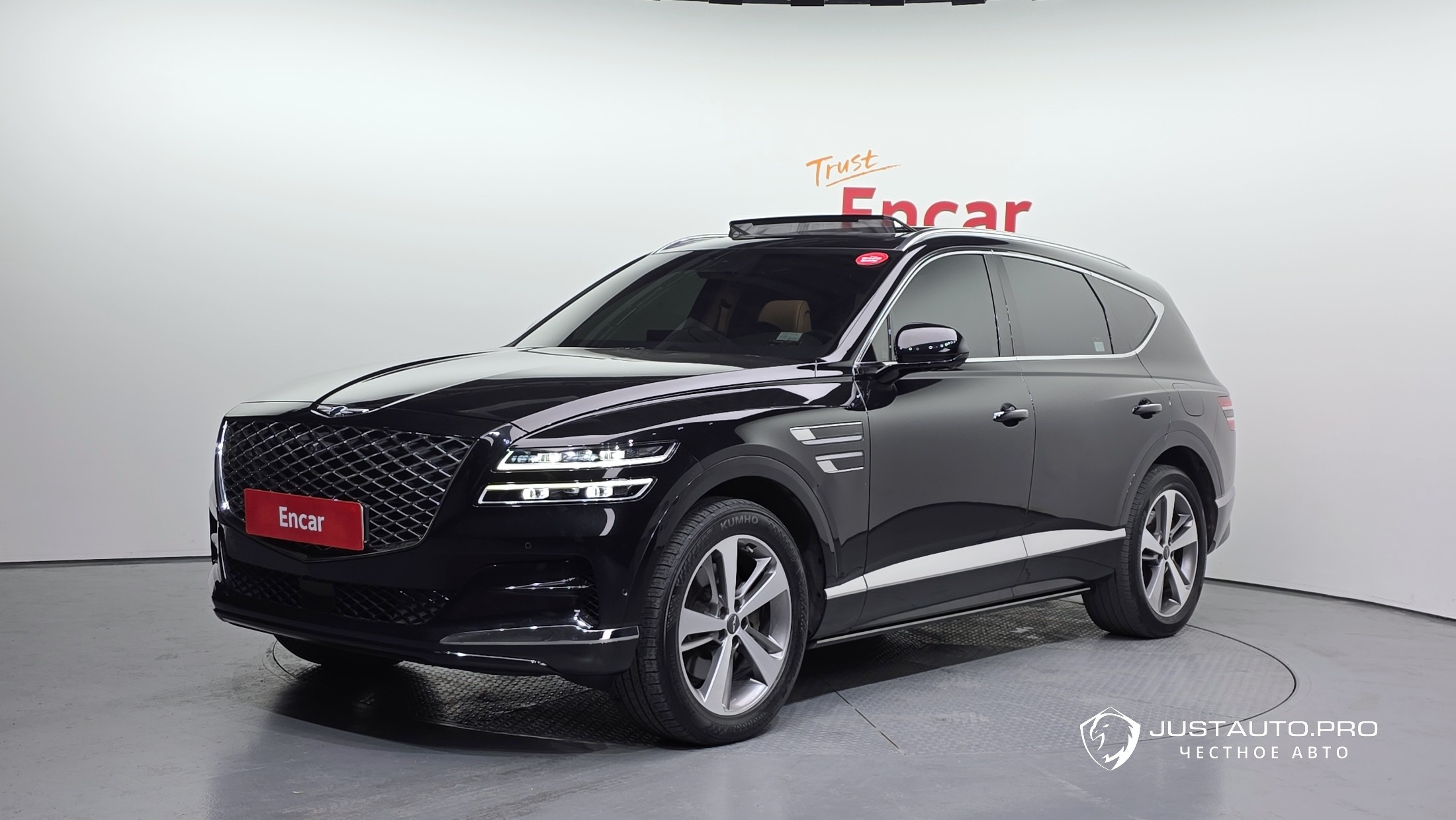 Автомобиль Genesis GV80