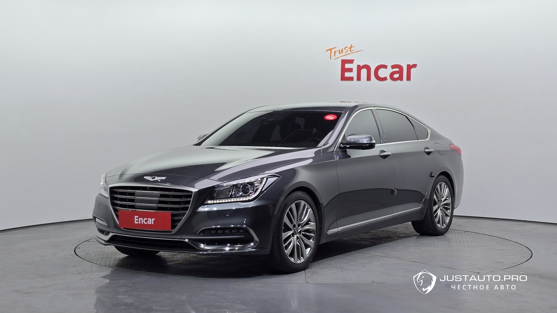Автомобиль Genesis G80
