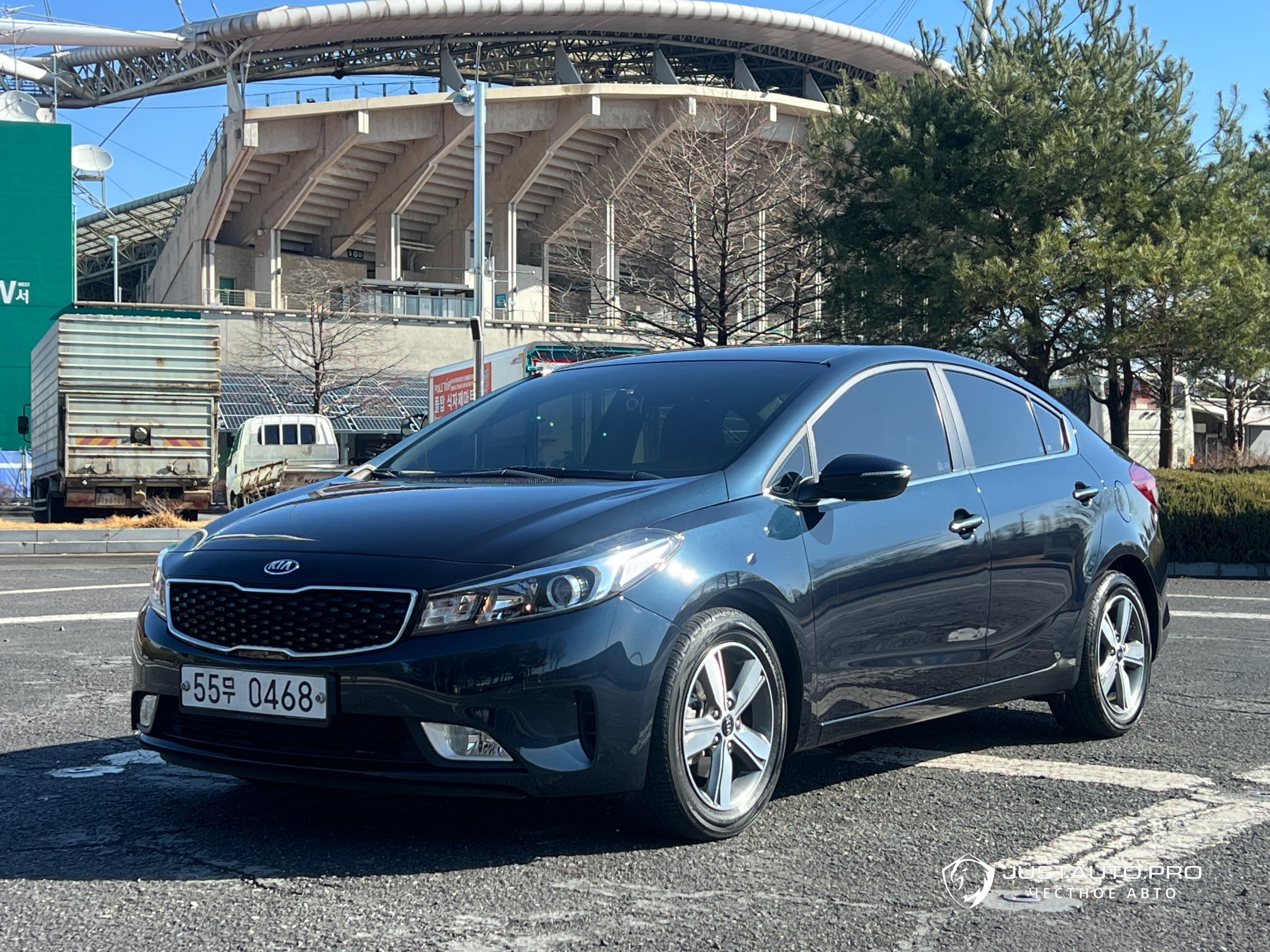Автомобиль Kia K3