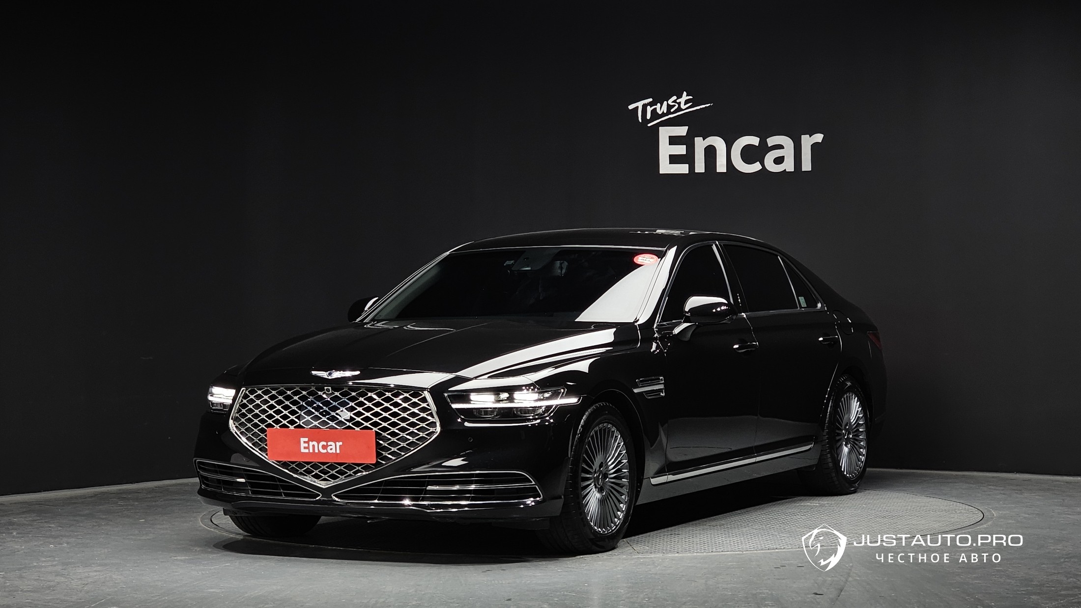 Автомобиль Genesis G90