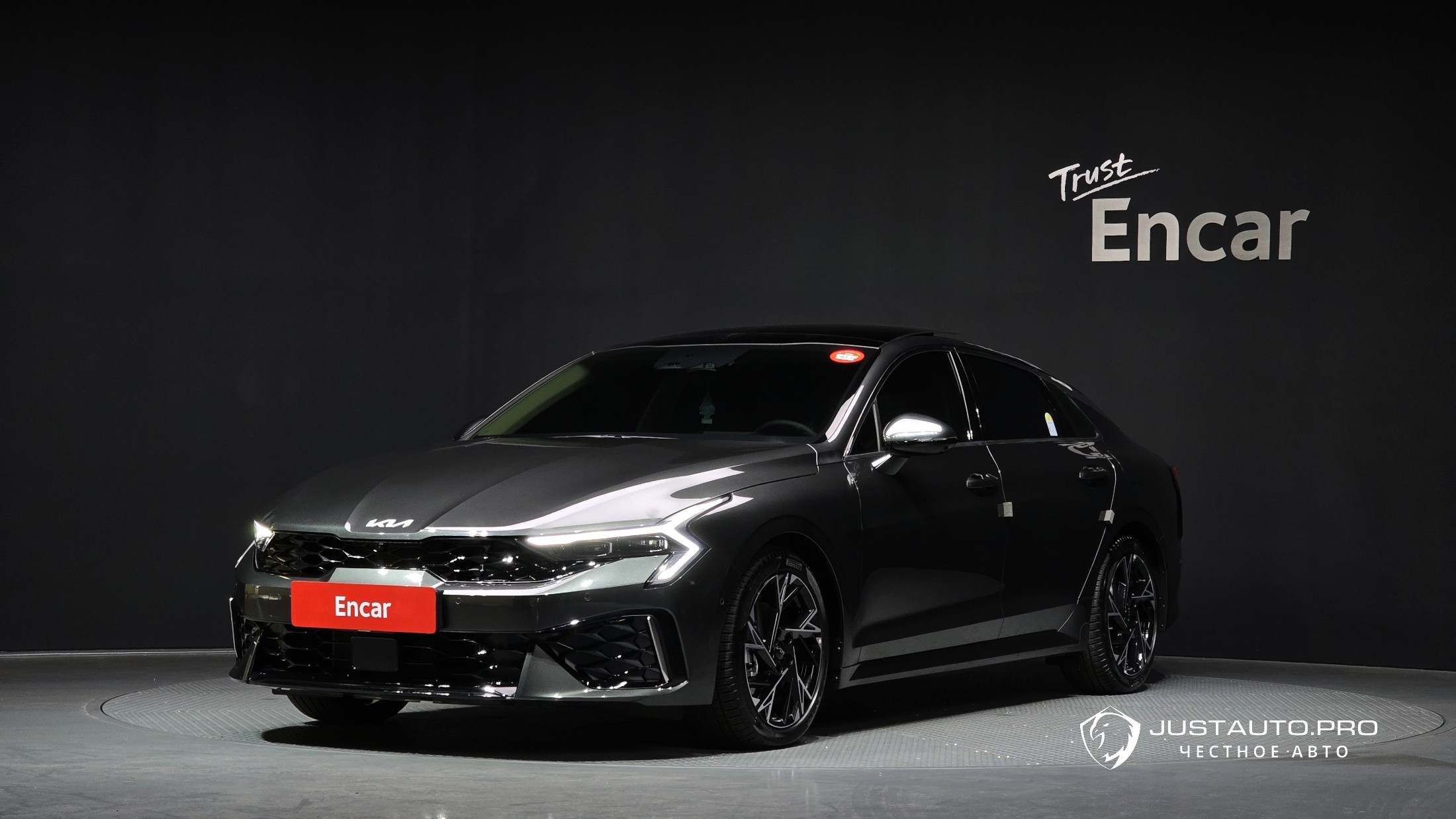 Автомобиль Kia K5