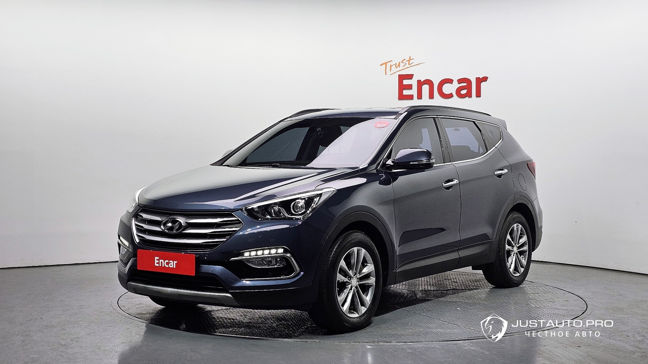 Автомобиль Hyundai Santafe