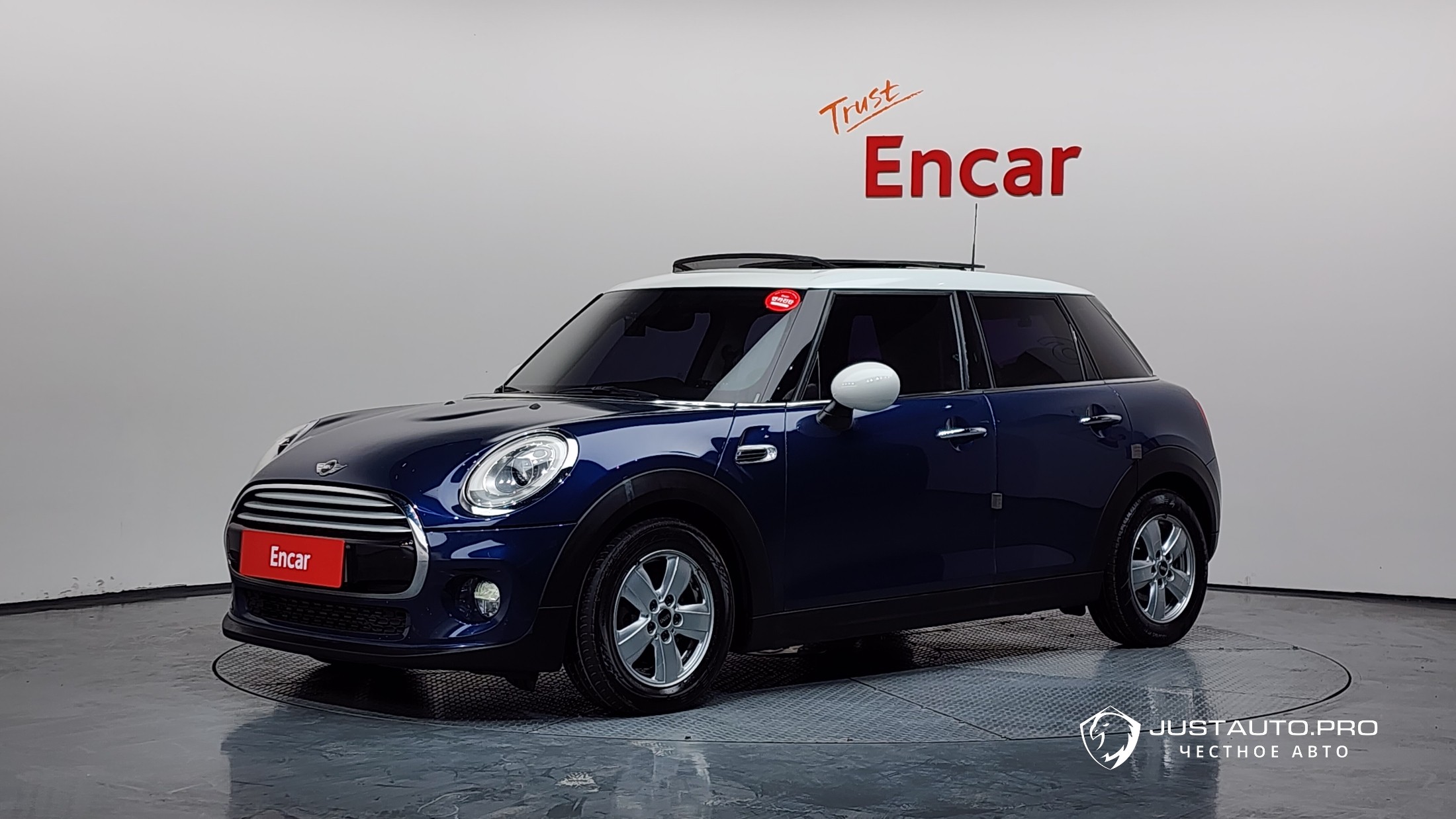Автомобиль Mini Cooper