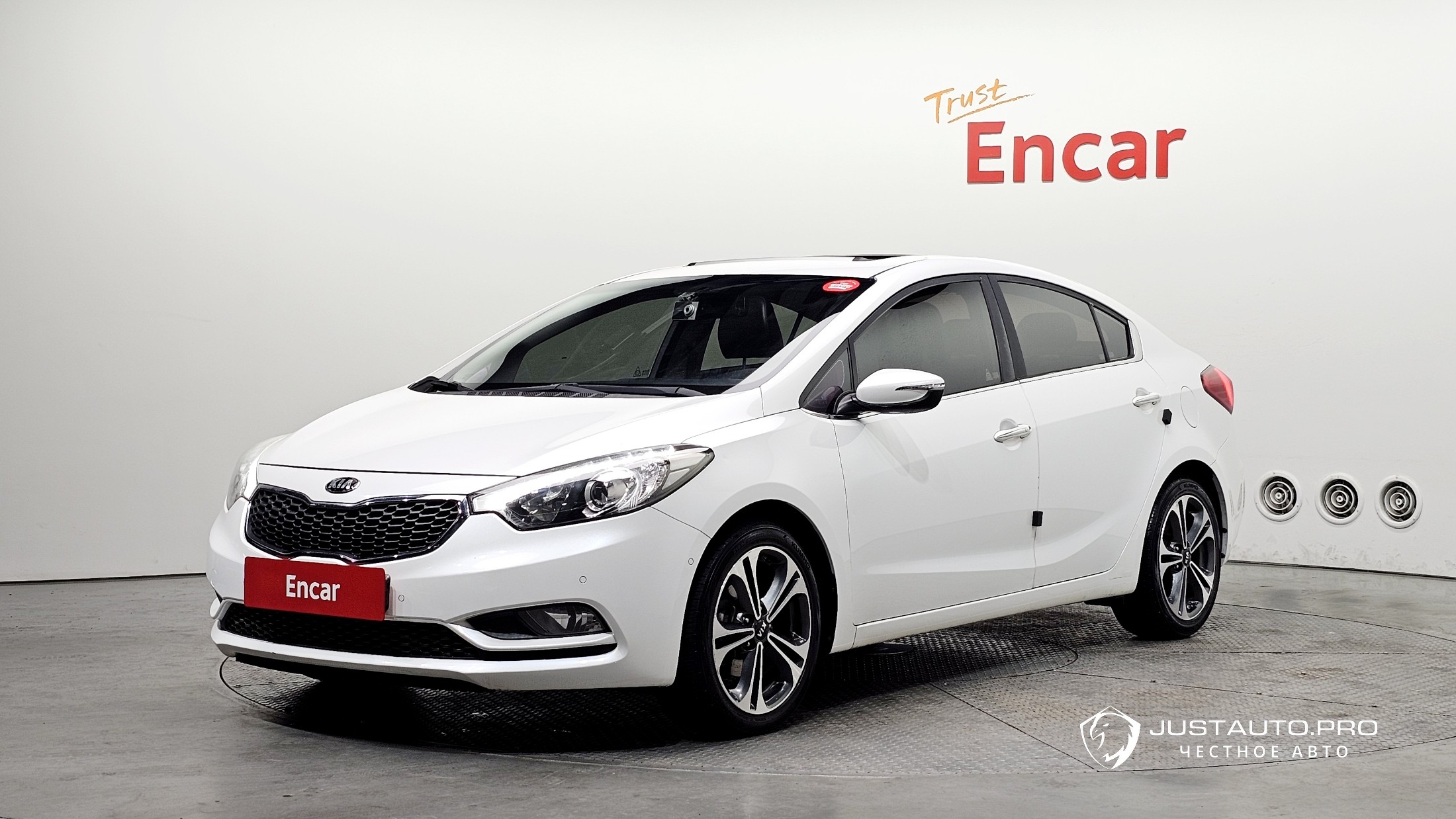 Автомобиль Kia K3