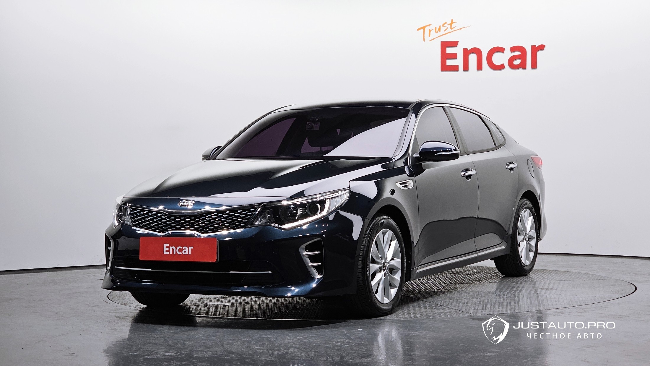 Автомобиль Kia K5