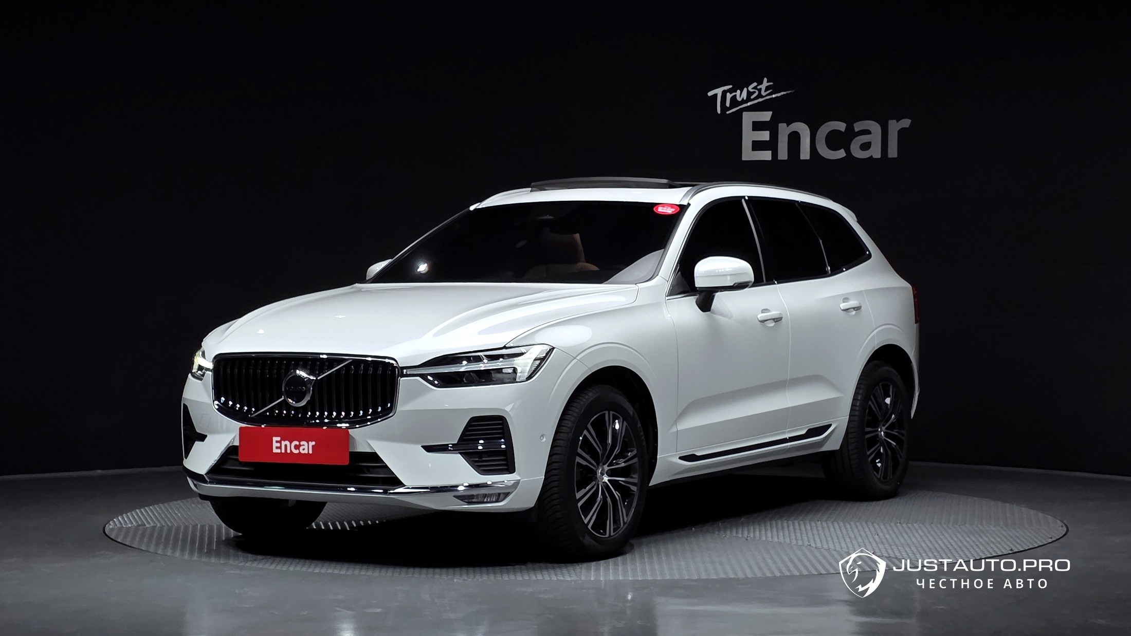 Автомобиль Volvo XC60