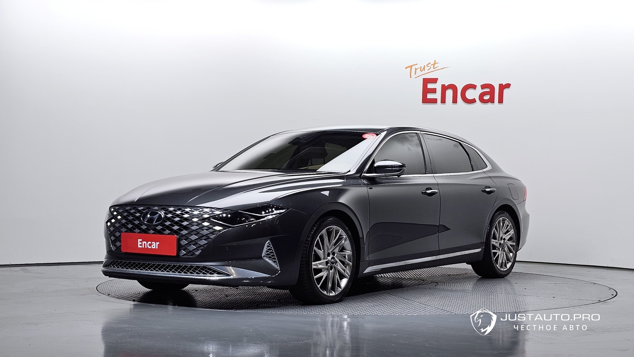 Автомобиль Hyundai Grandeur