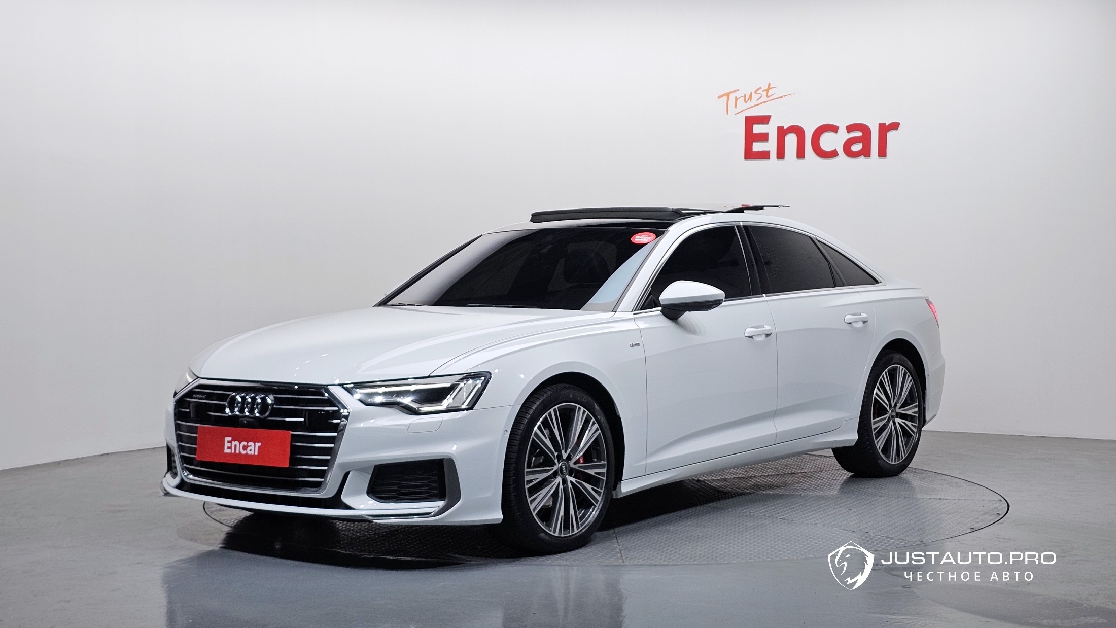Автомобиль Audi A6