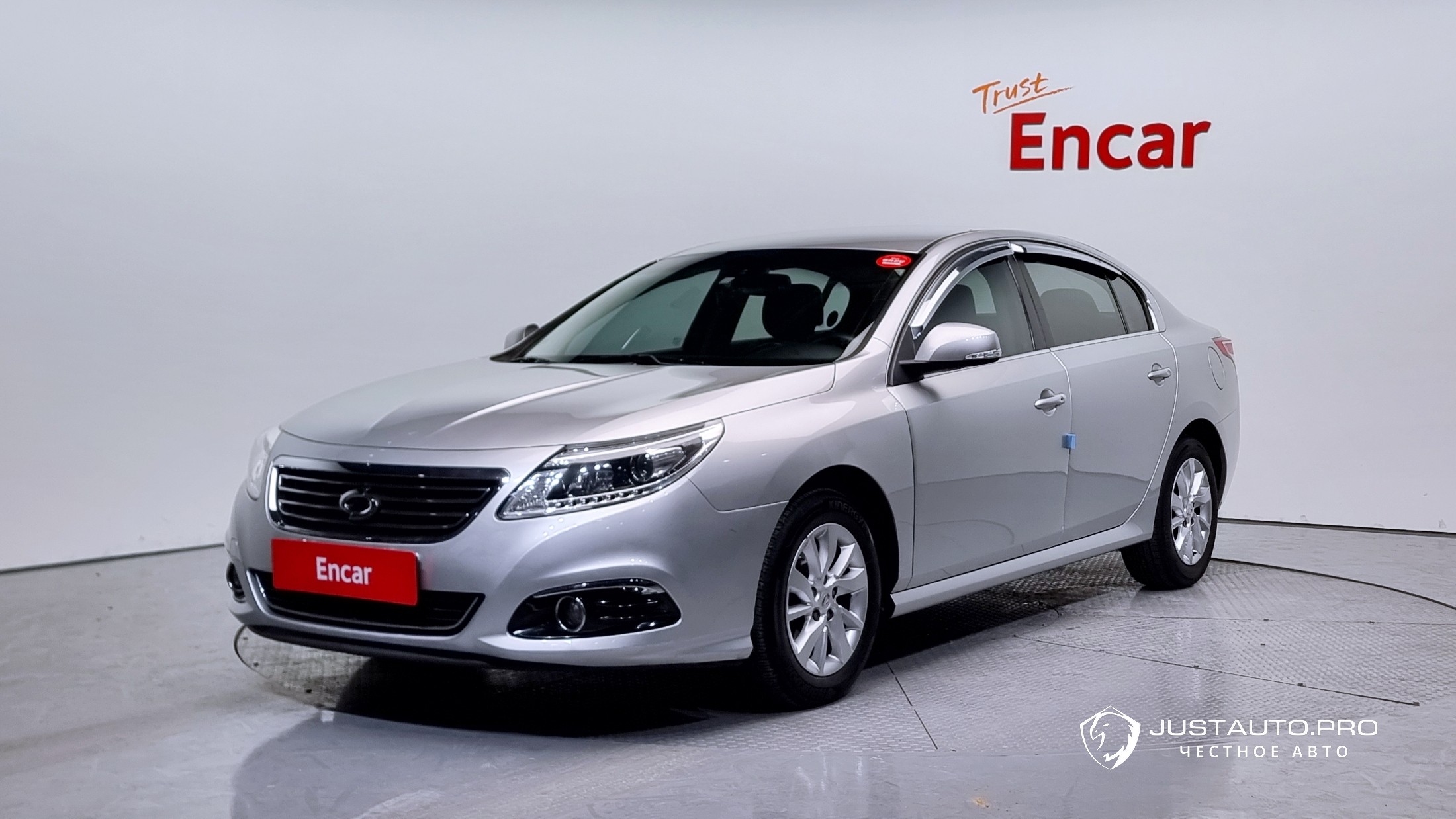 Автомобиль Renault-KoreaSamsung SM5 