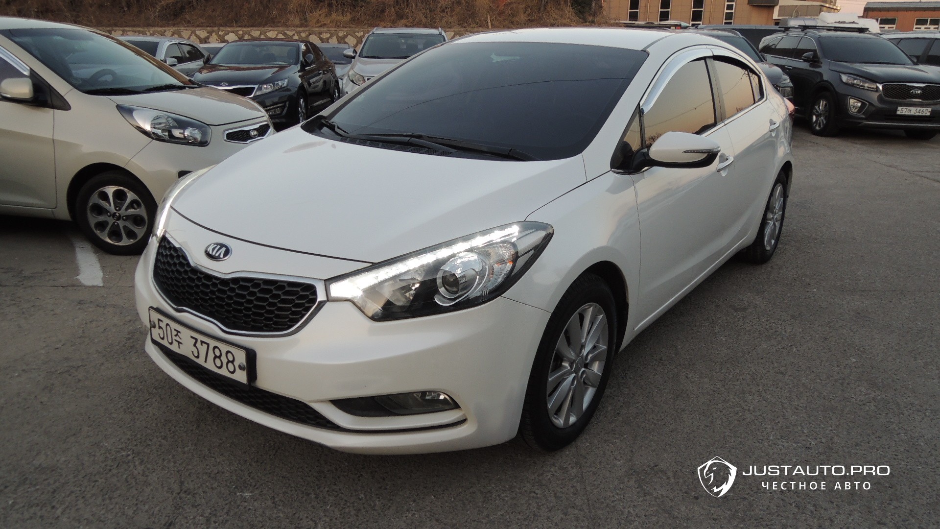 Автомобиль Kia K3