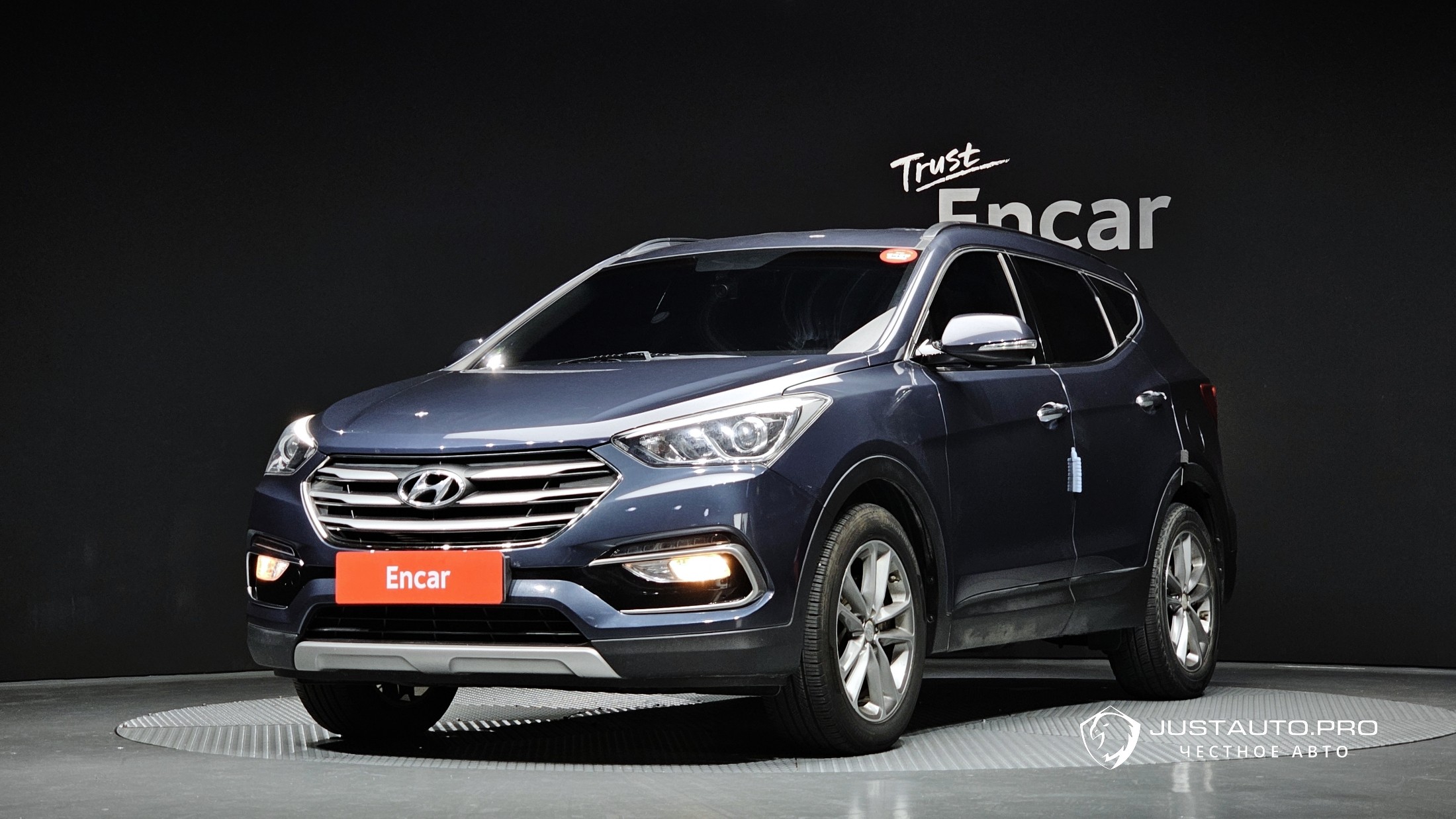 Автомобиль Hyundai Santafe