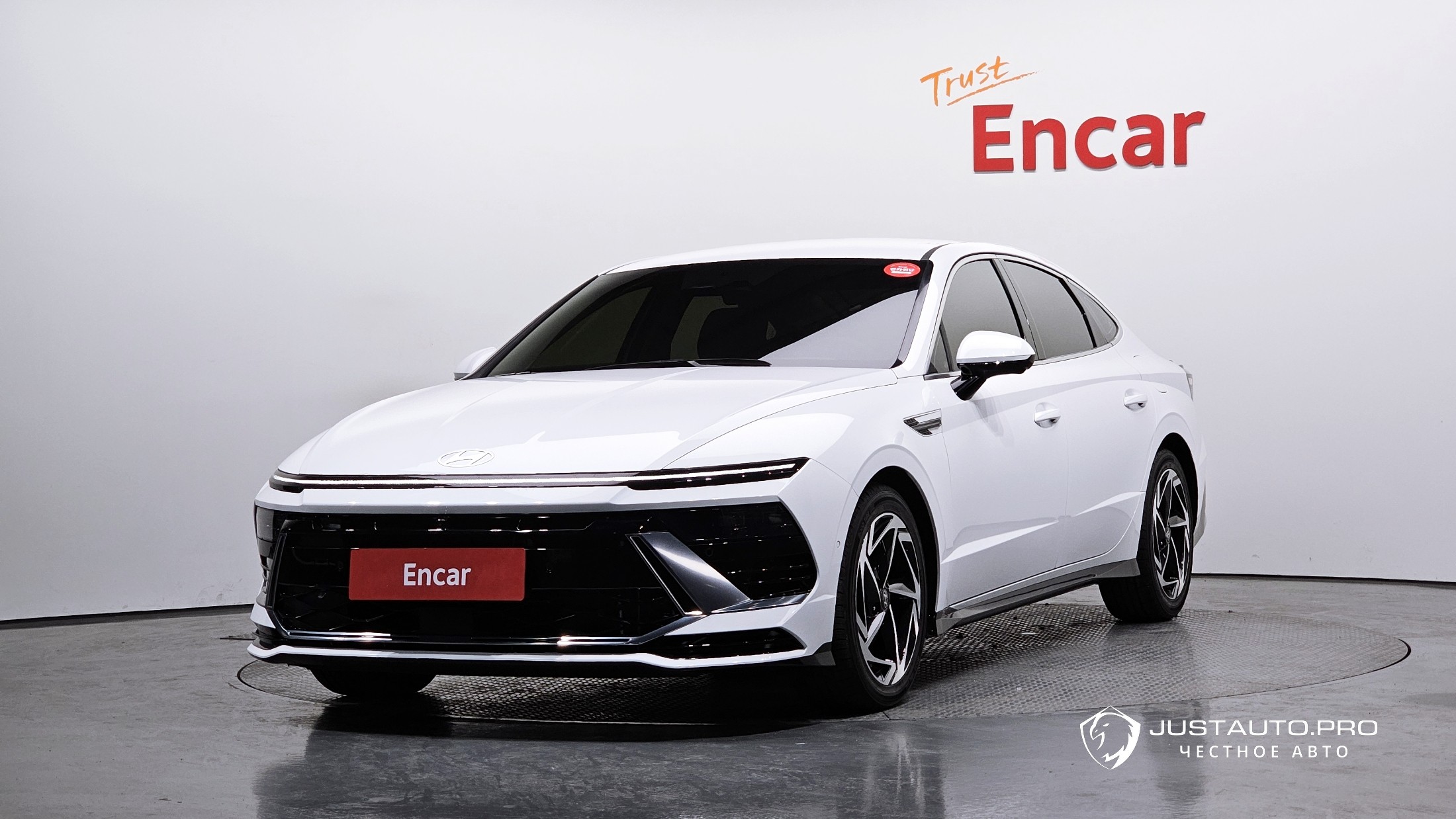 Автомобиль Hyundai Sonata