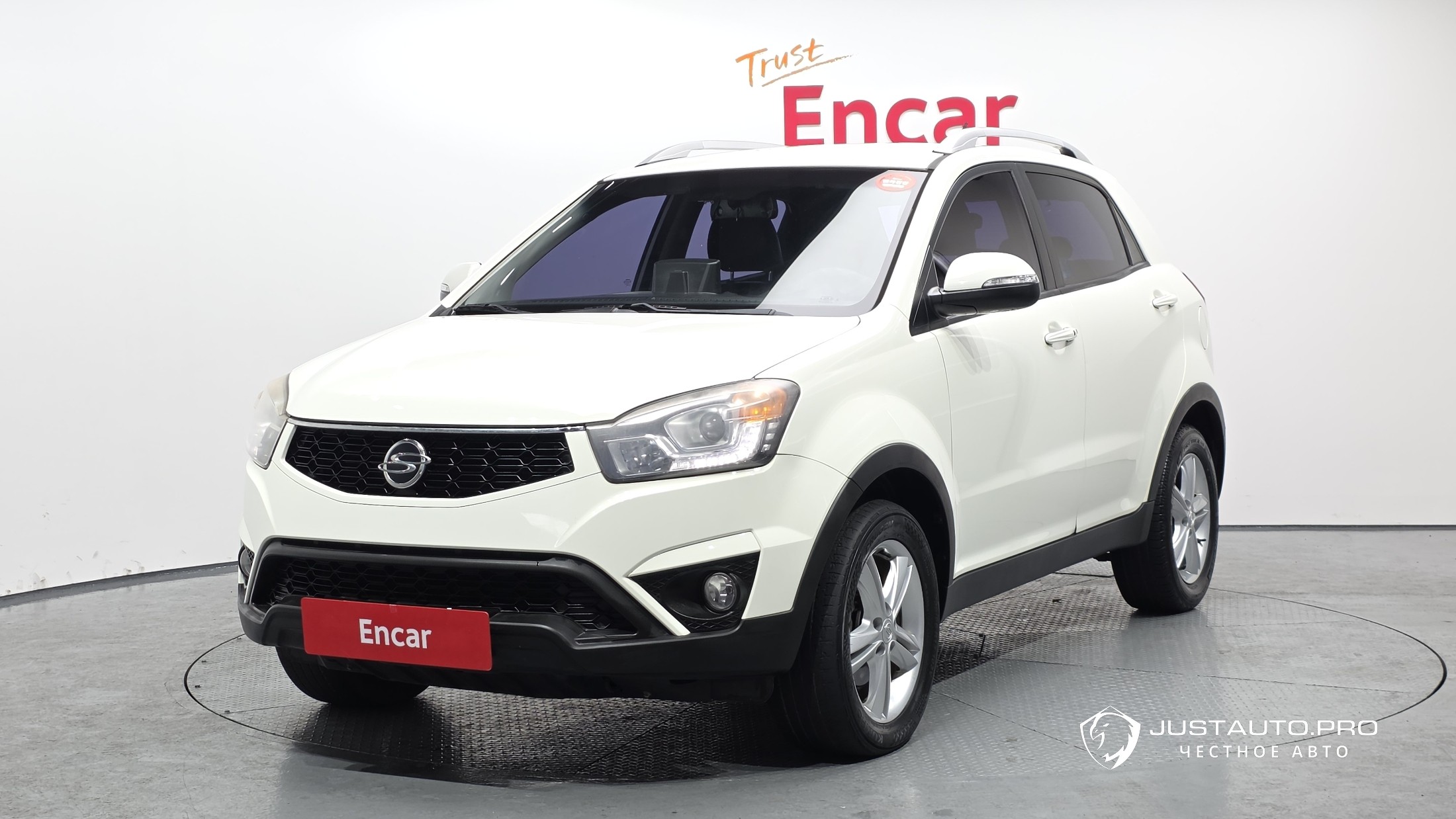 Автомобиль KG_Mobility_Ssangyong KORANDO