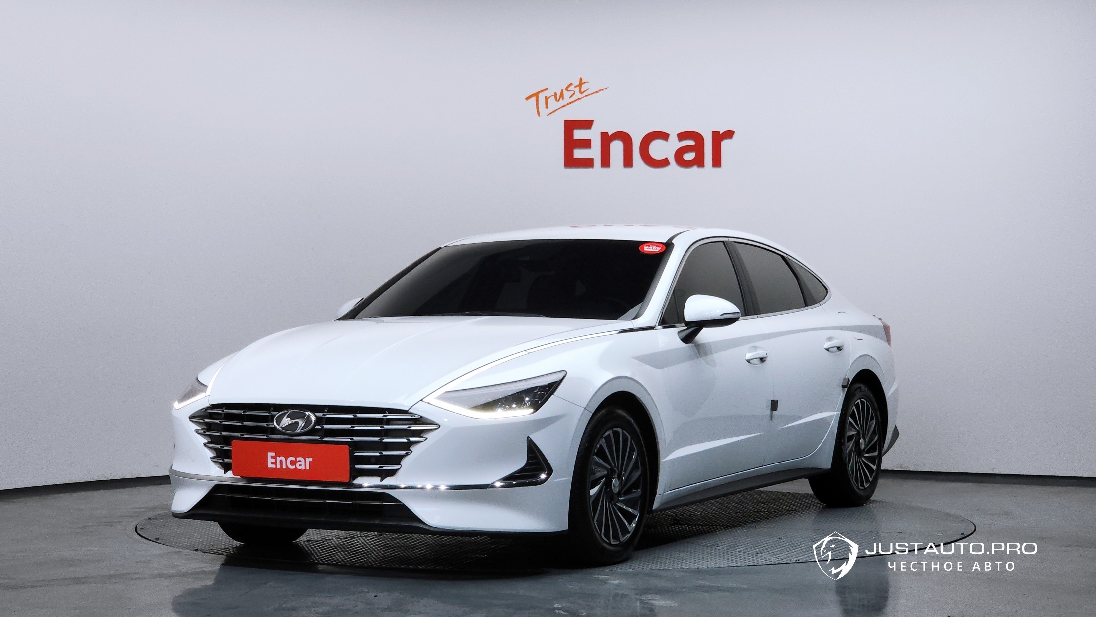 Автомобиль Hyundai Sonata