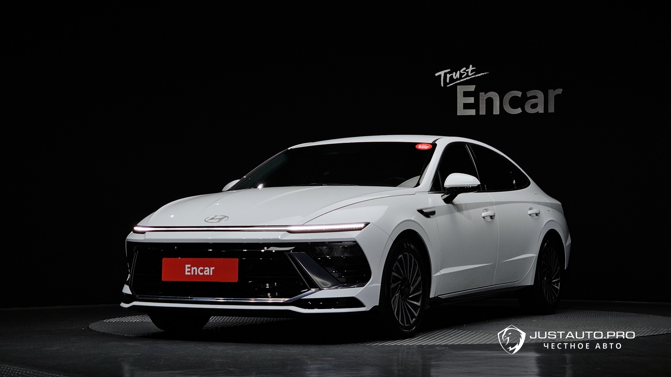 Автомобиль Hyundai Sonata