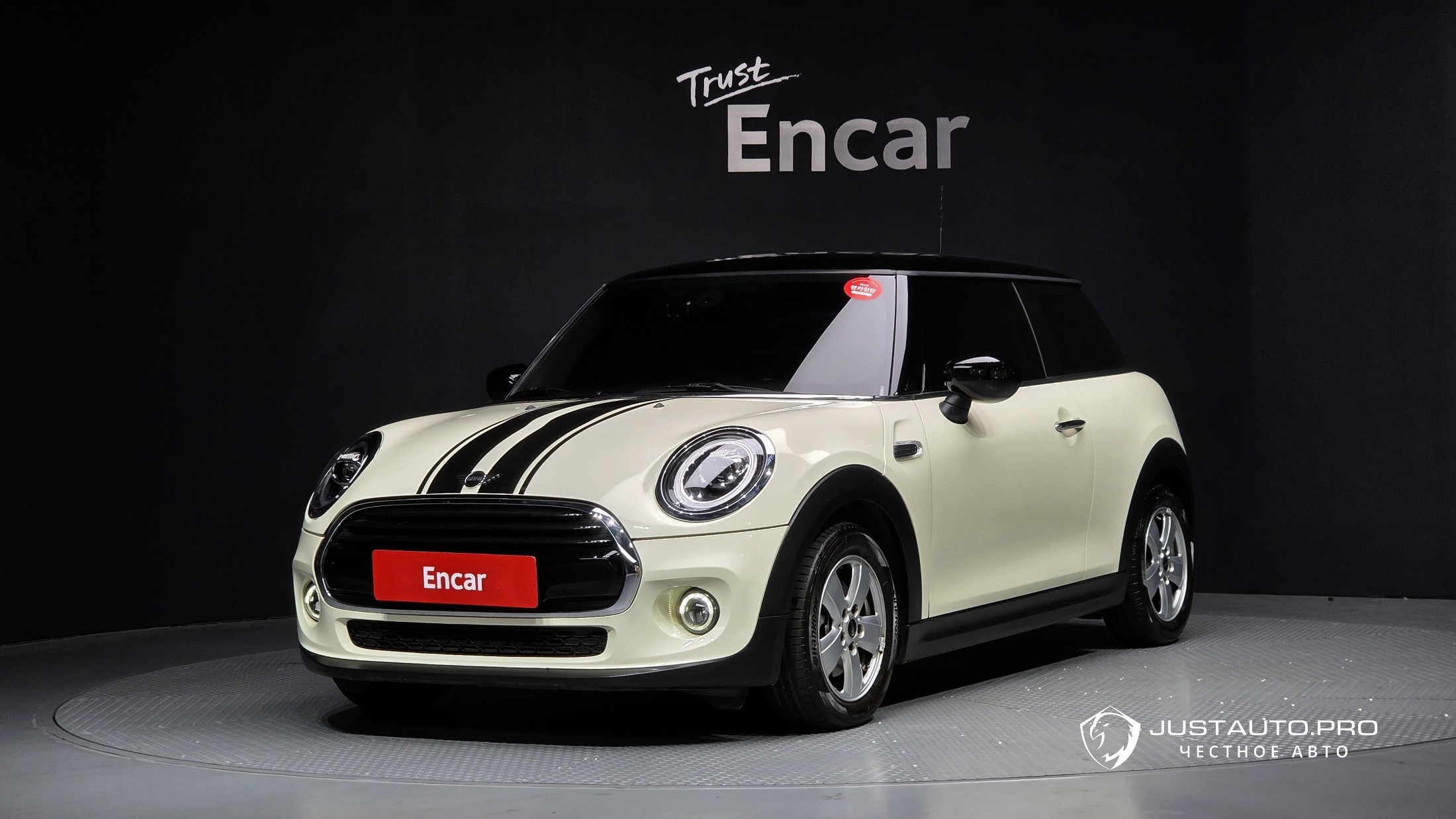 Автомобиль Mini Cooper