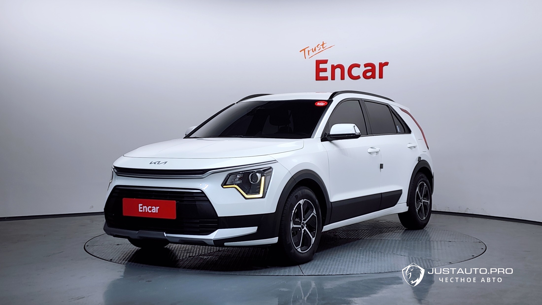 Автомобиль Kia Niro