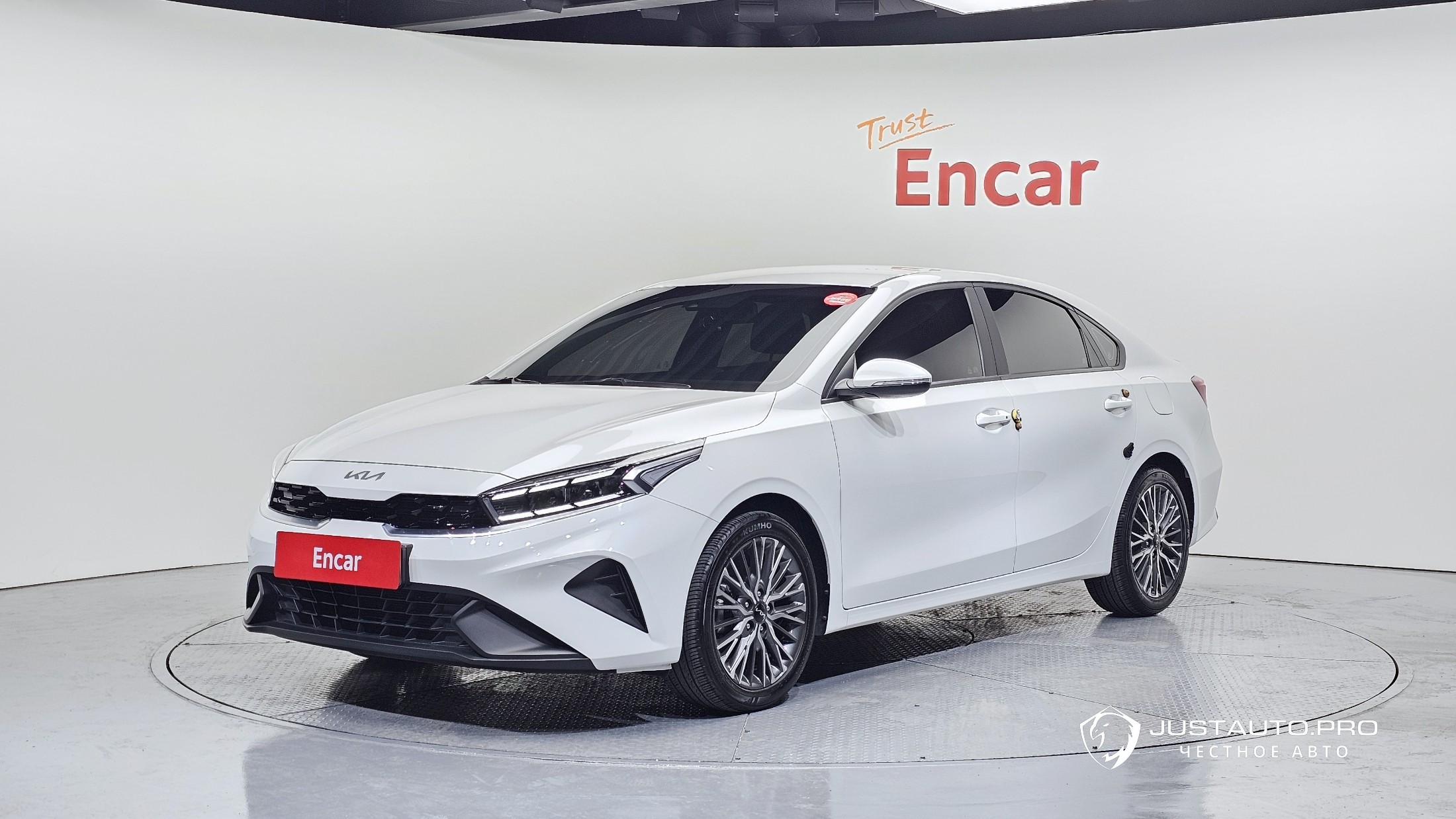 Автомобиль Kia K3
