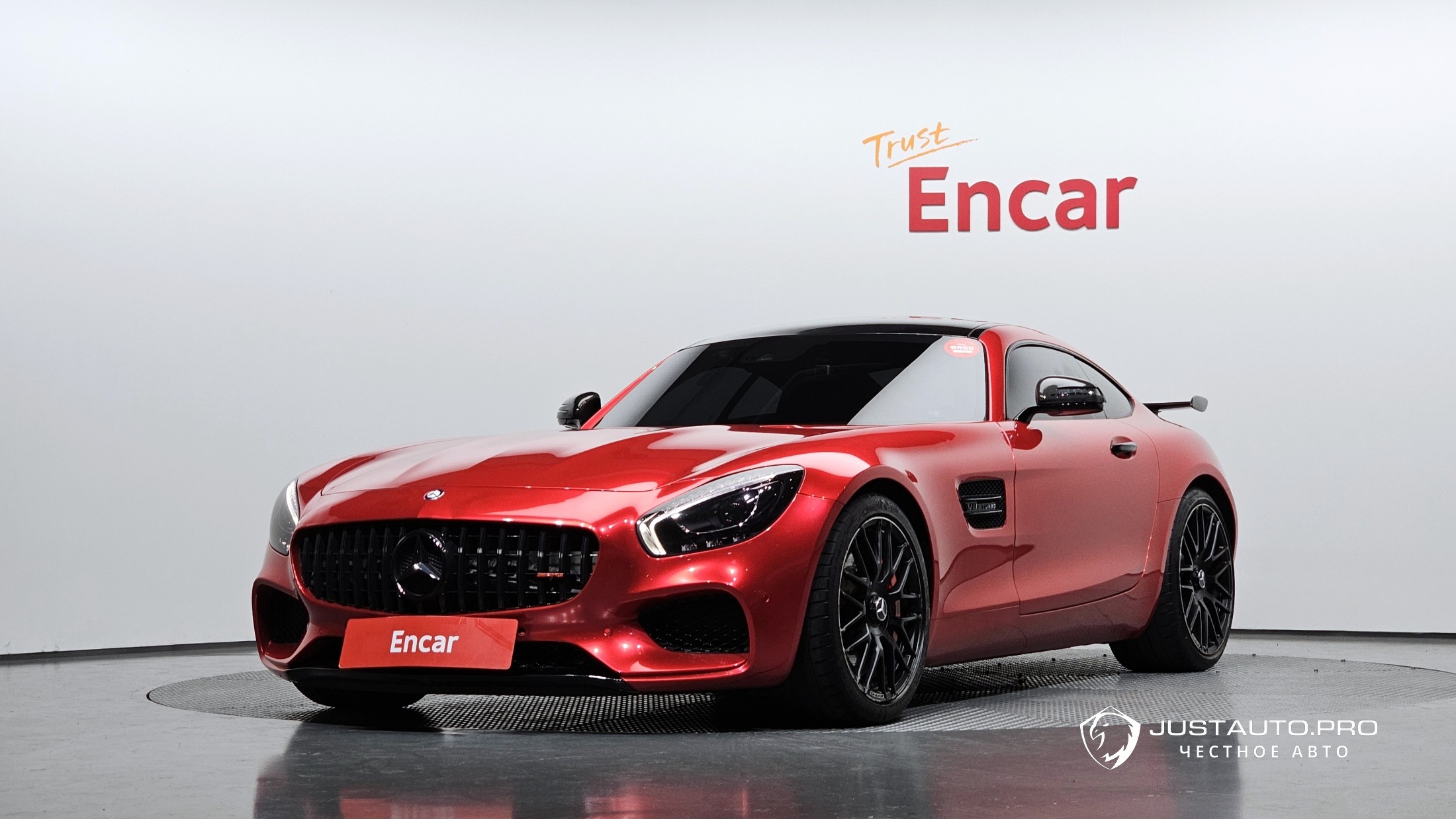 Автомобиль Mercedes-Benz AMG GT