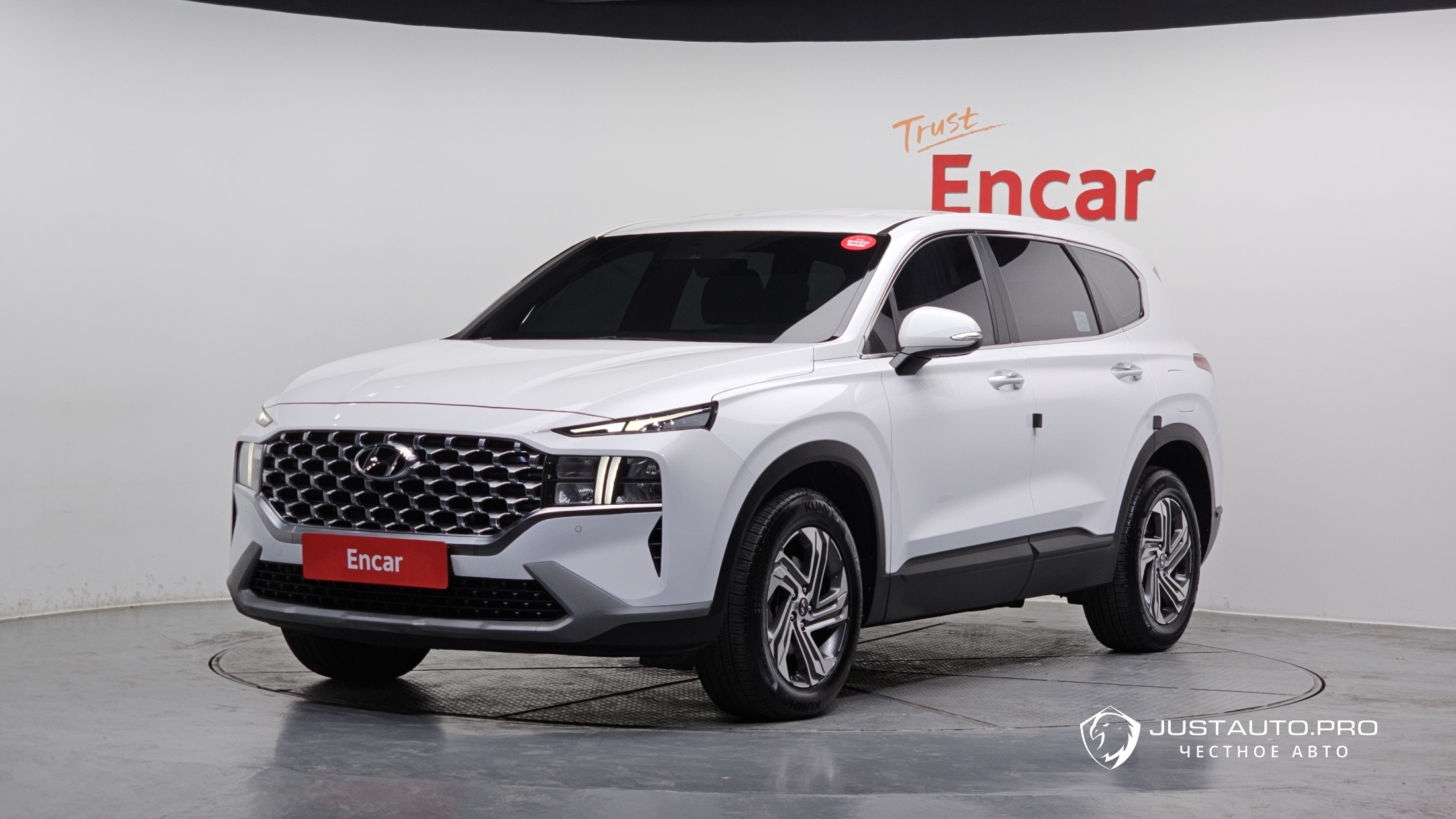 Автомобиль Hyundai Santafe