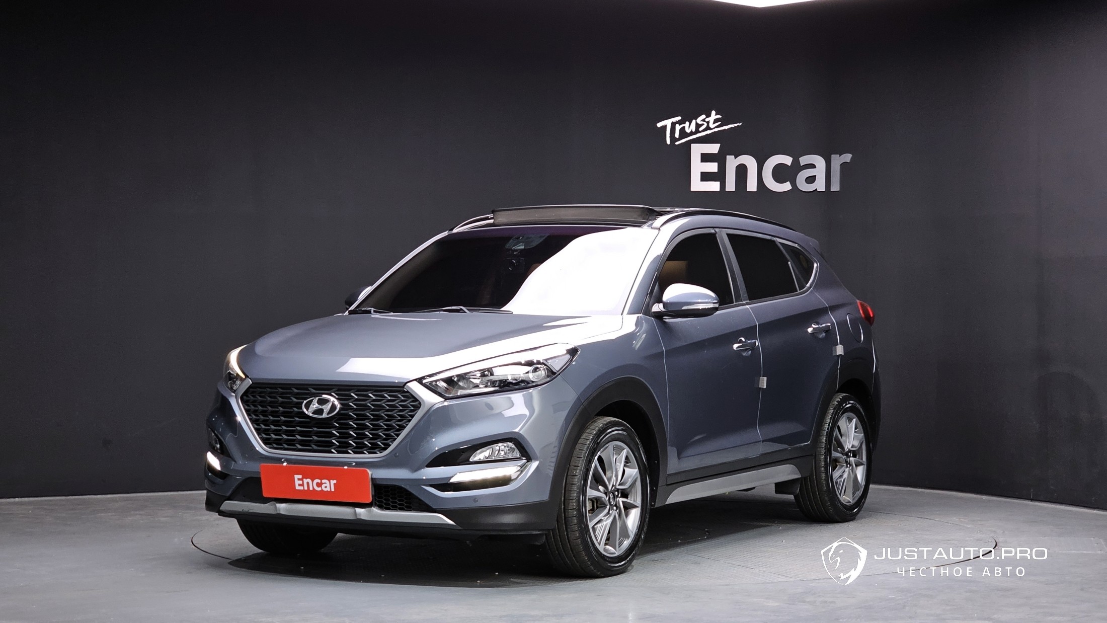 Автомобиль Hyundai Tucson