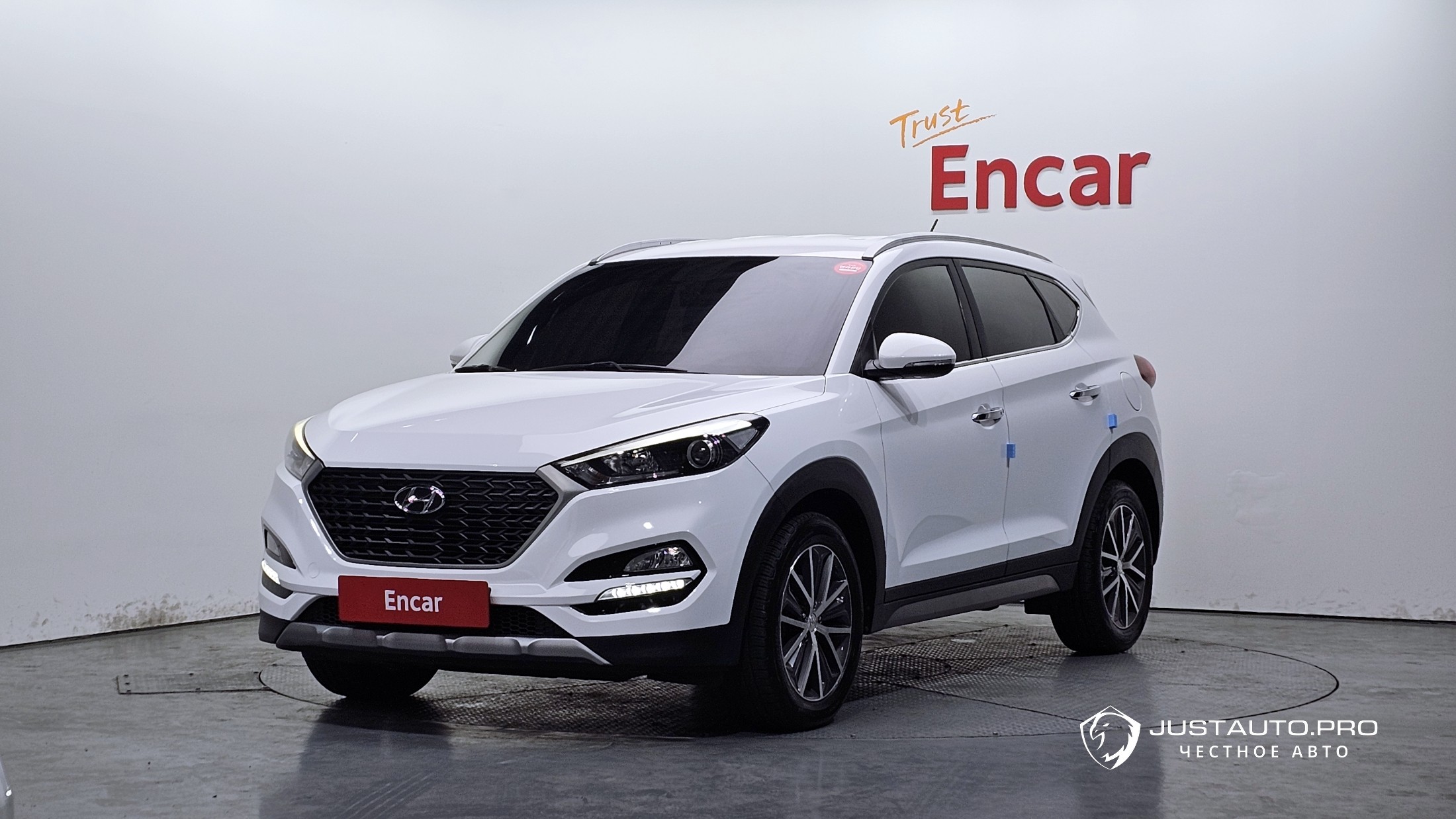 Автомобиль Hyundai Tucson