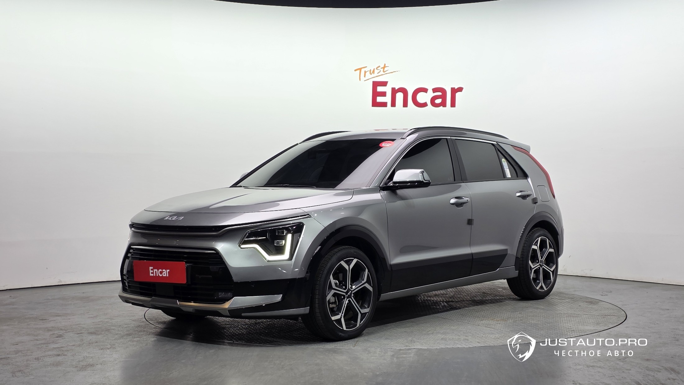 Автомобиль Kia Niro