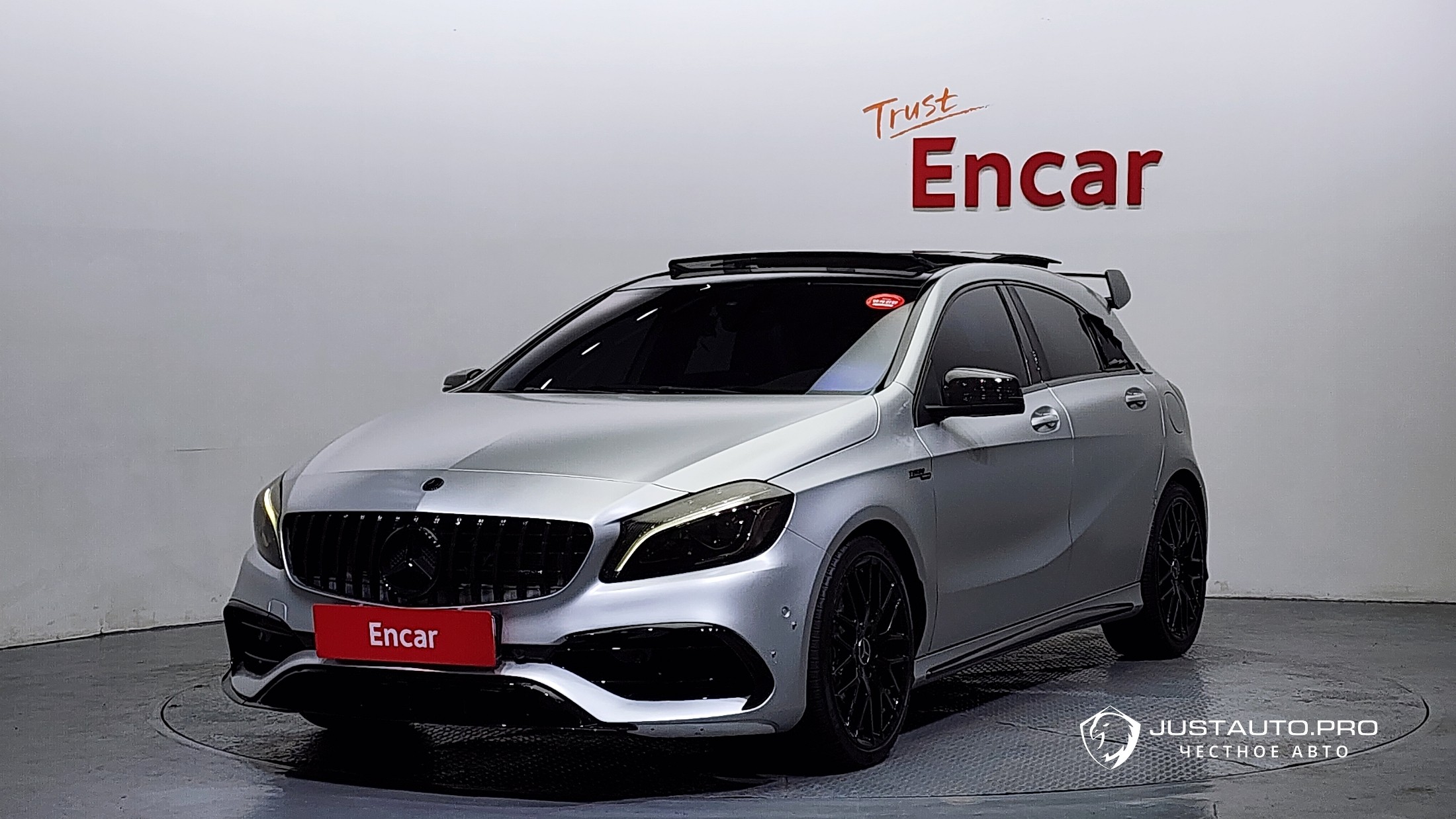 Автомобиль Mercedes-Benz A-Class