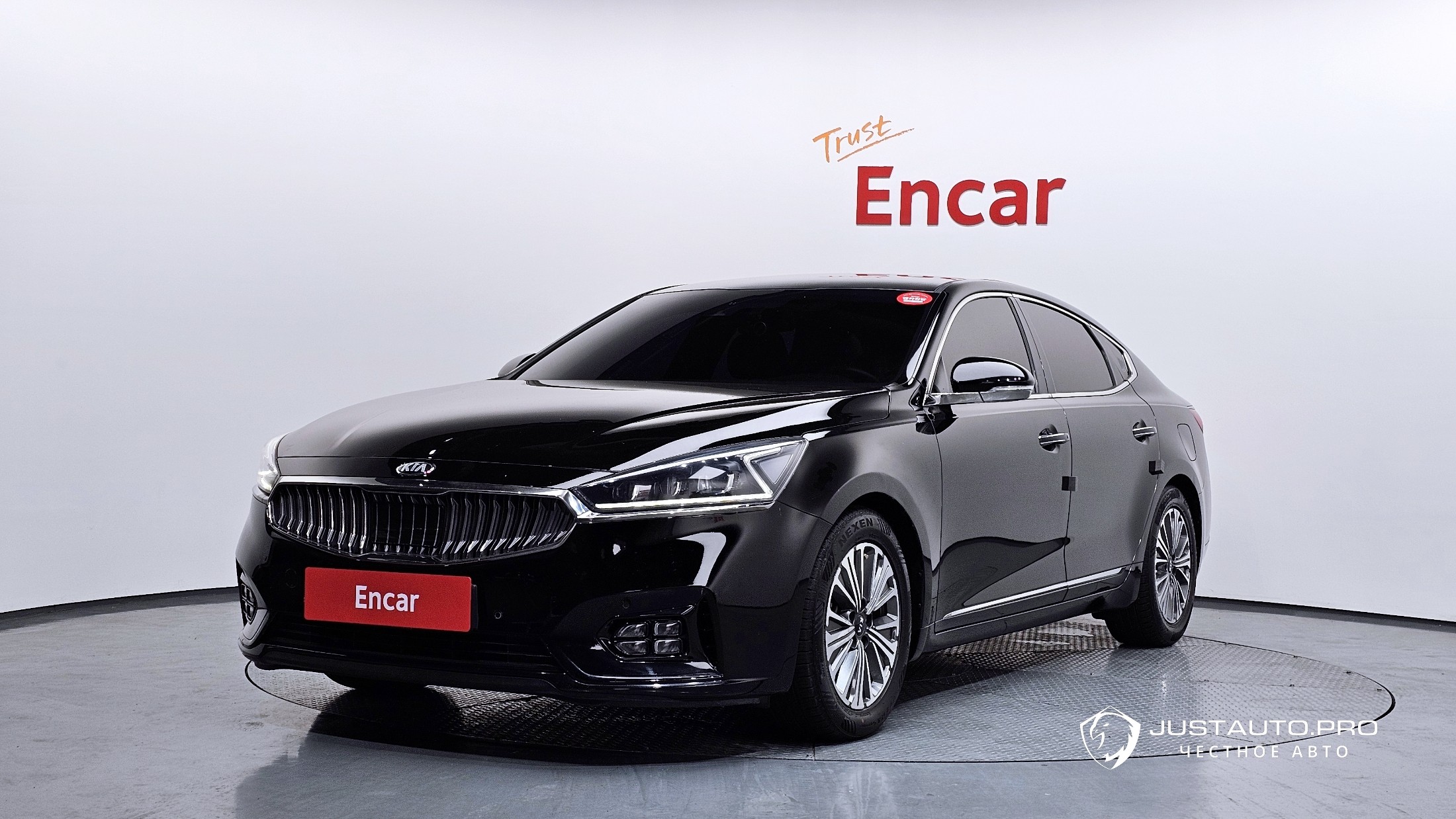 Автомобиль Kia K7