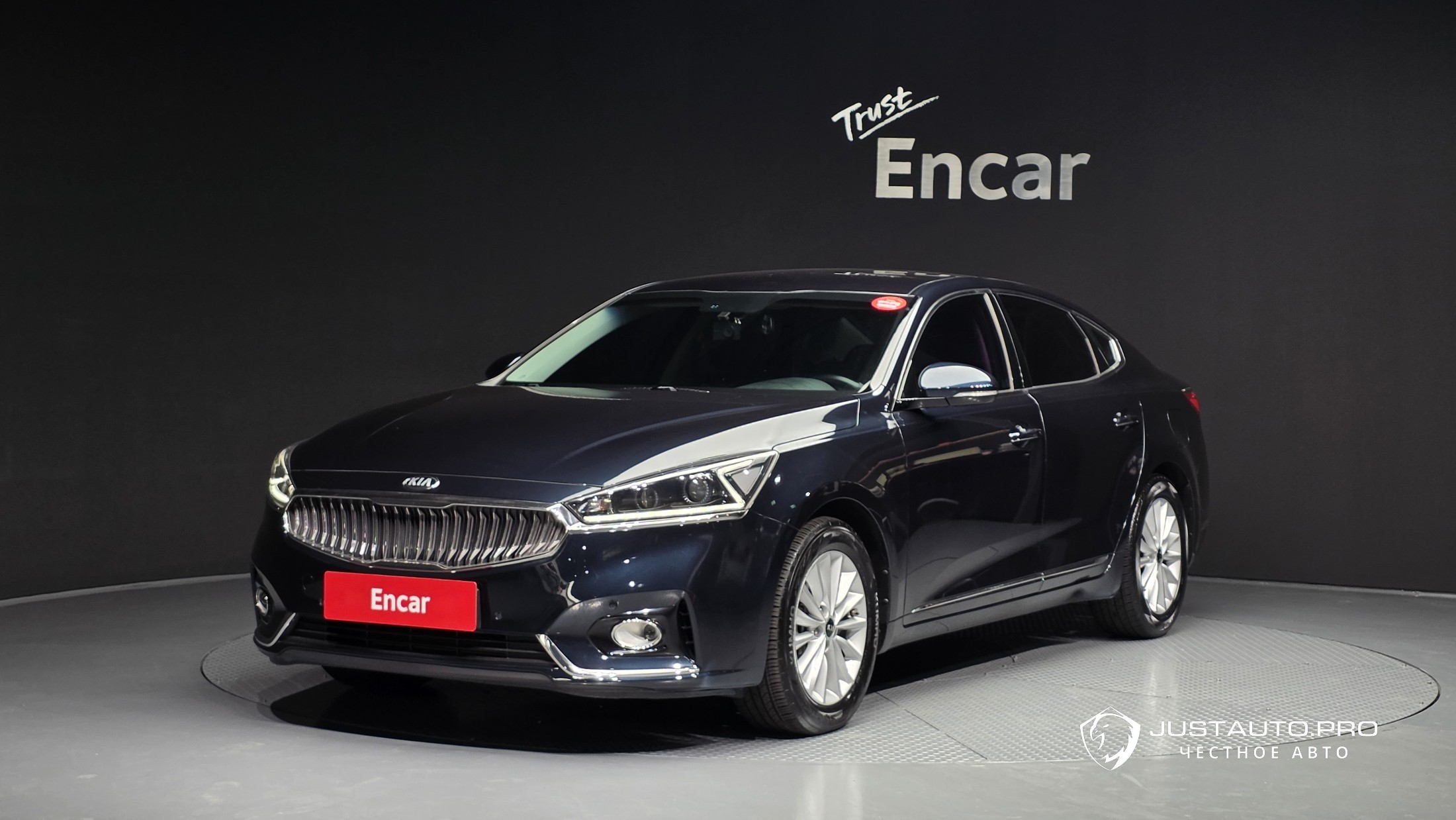 Автомобиль Kia K7