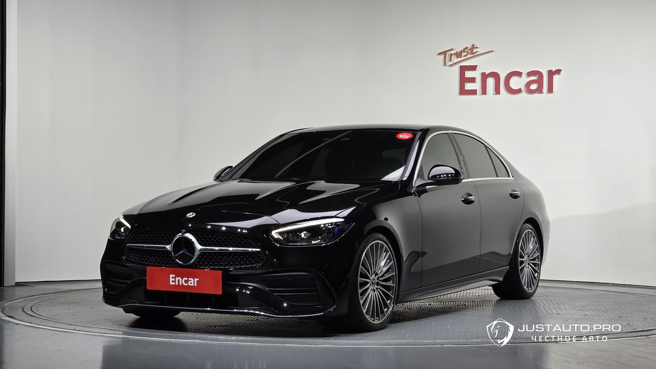 Автомобиль Mercedes-Benz C-Class