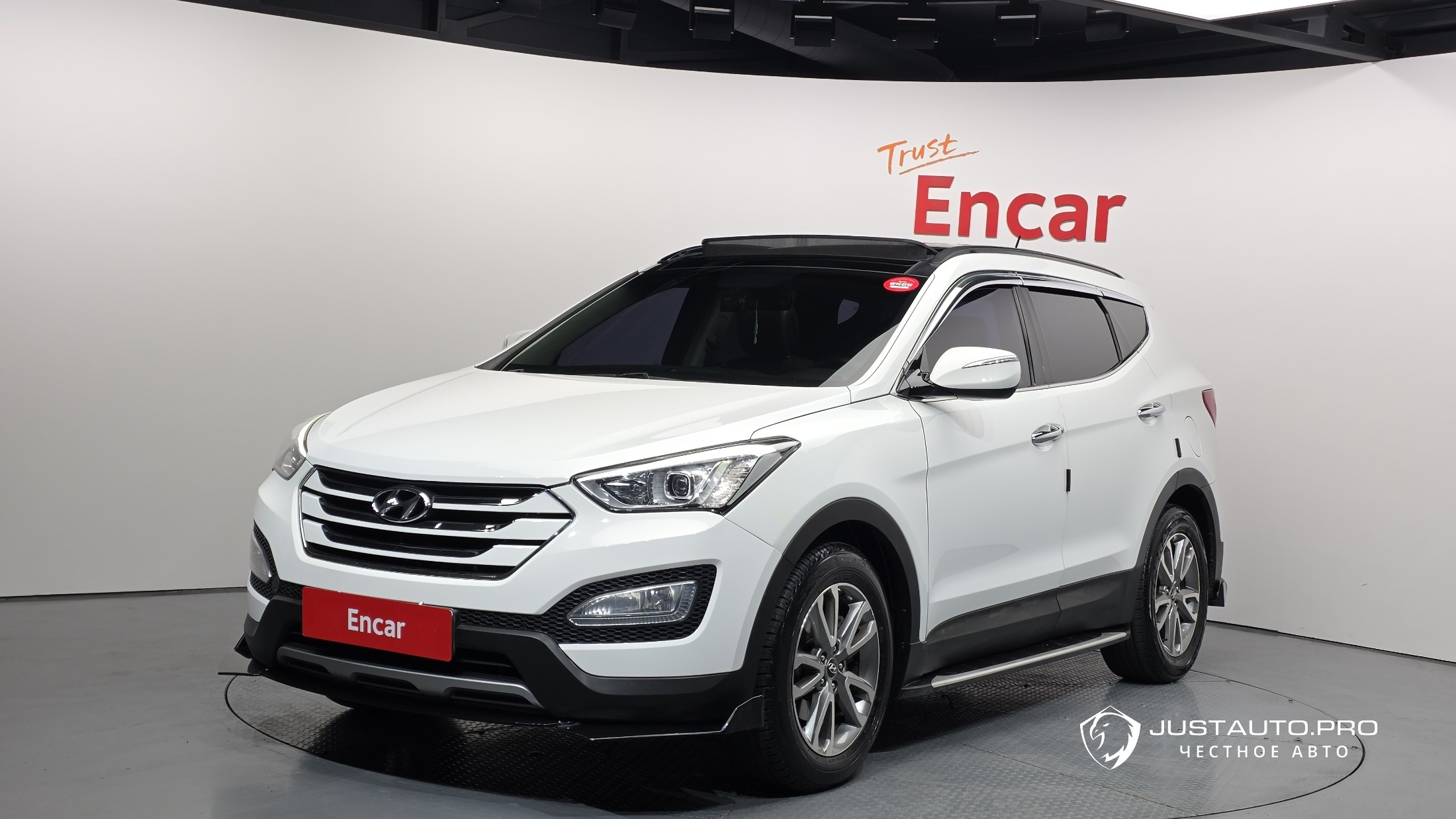 Автомобиль Hyundai Santafe