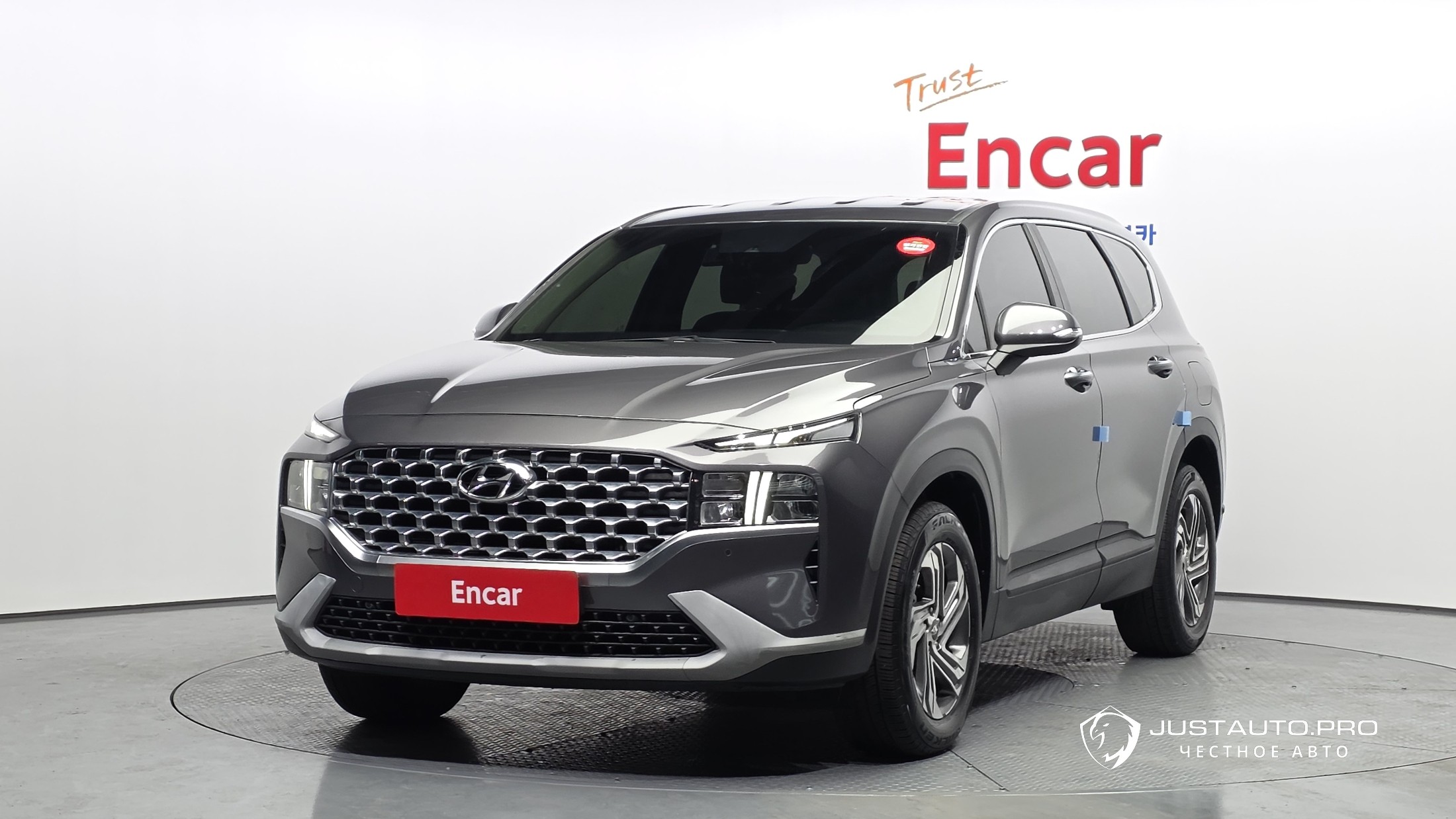 Автомобиль Hyundai Santafe