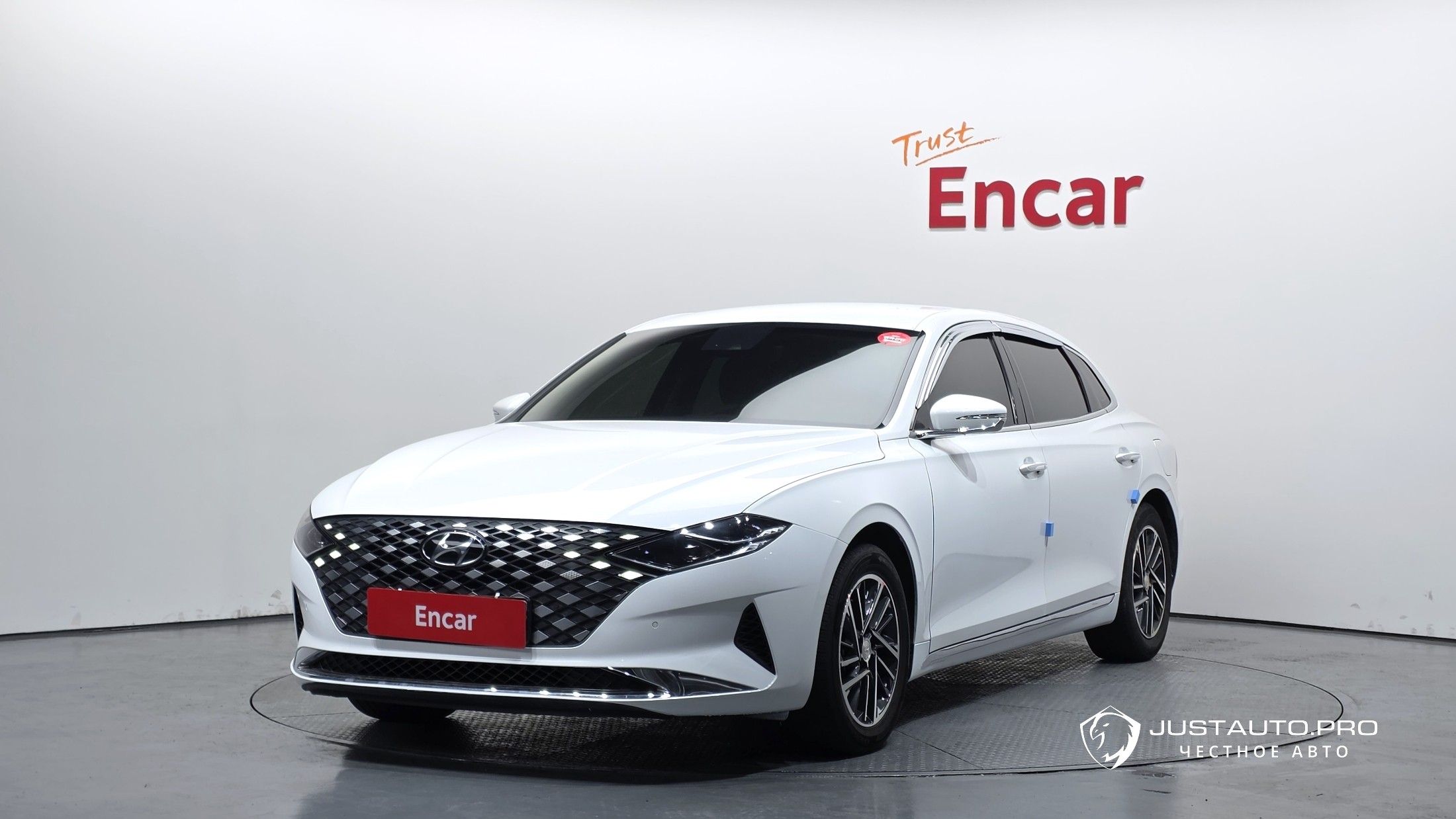 Автомобиль Hyundai Grandeur