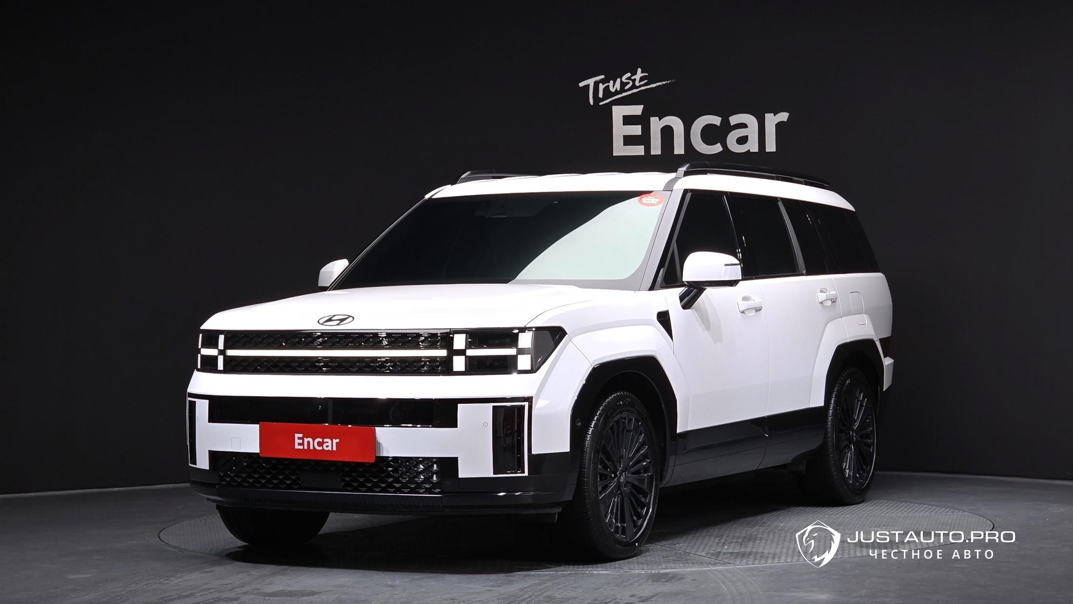 Автомобиль Hyundai Santafe